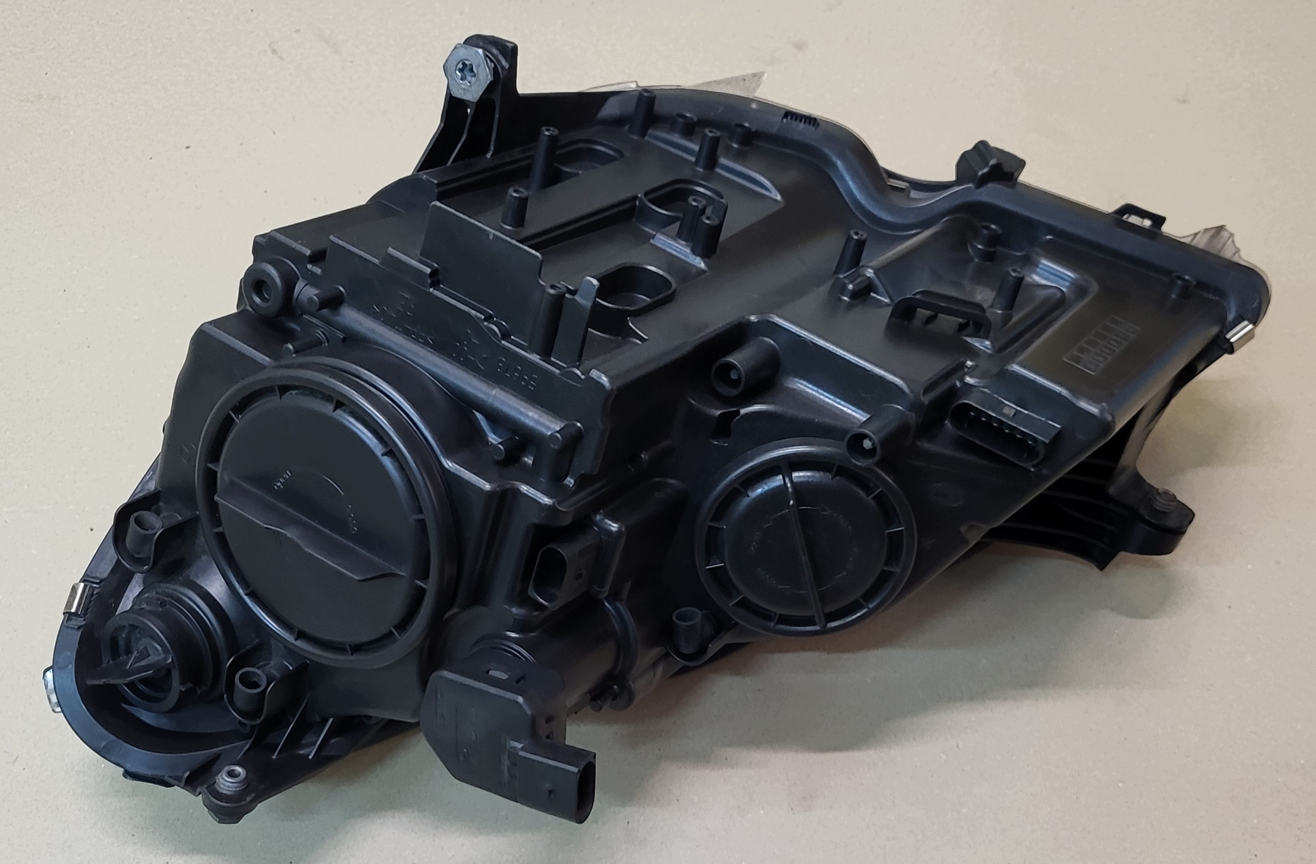 light right front REFLEKTOR lens H7 MERCEDES CLS W219 OE EUROPA