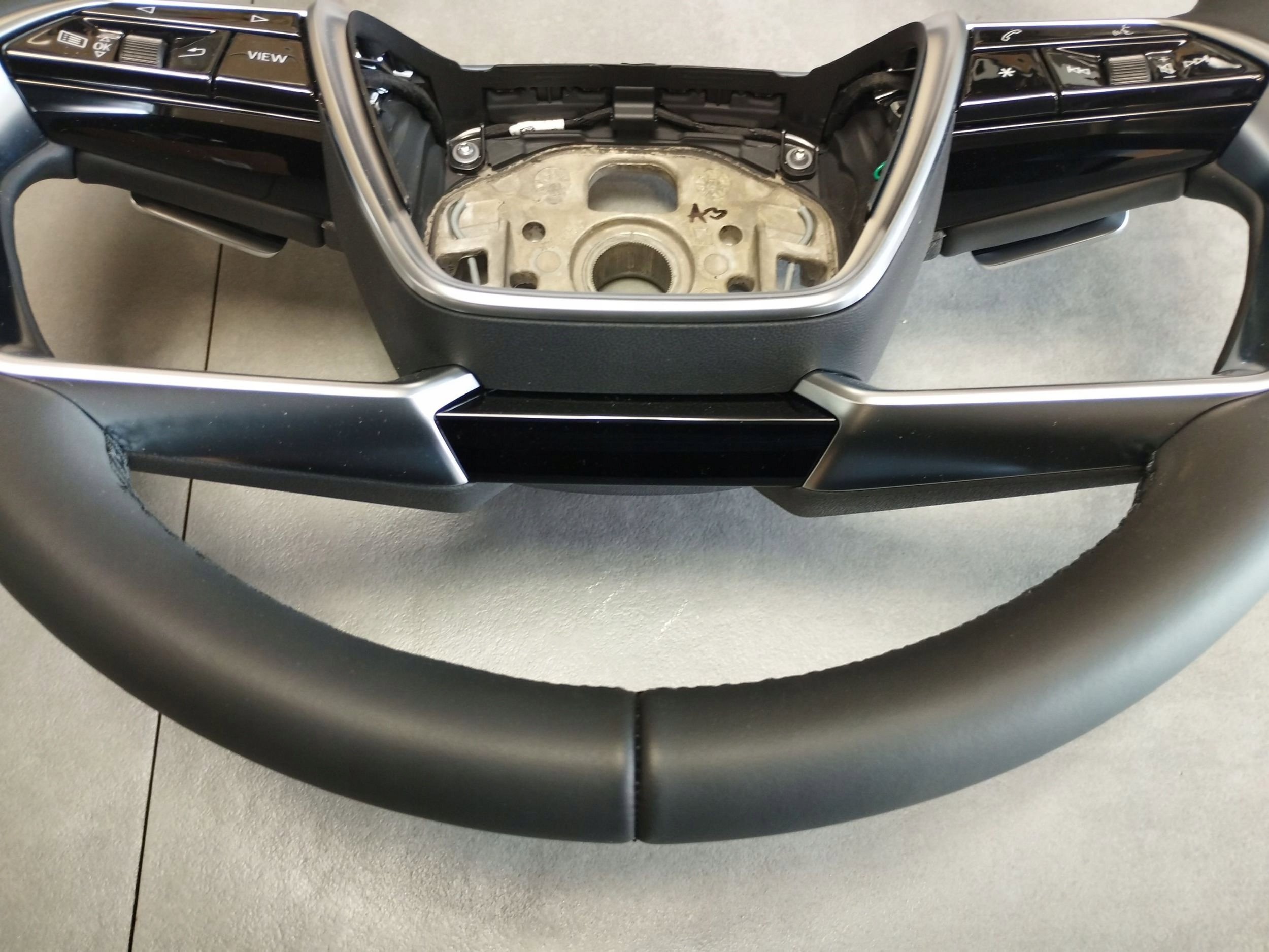 Audi A6 Allroad C8 steering wheel, leather MULTI with shifting 4N0419091AG