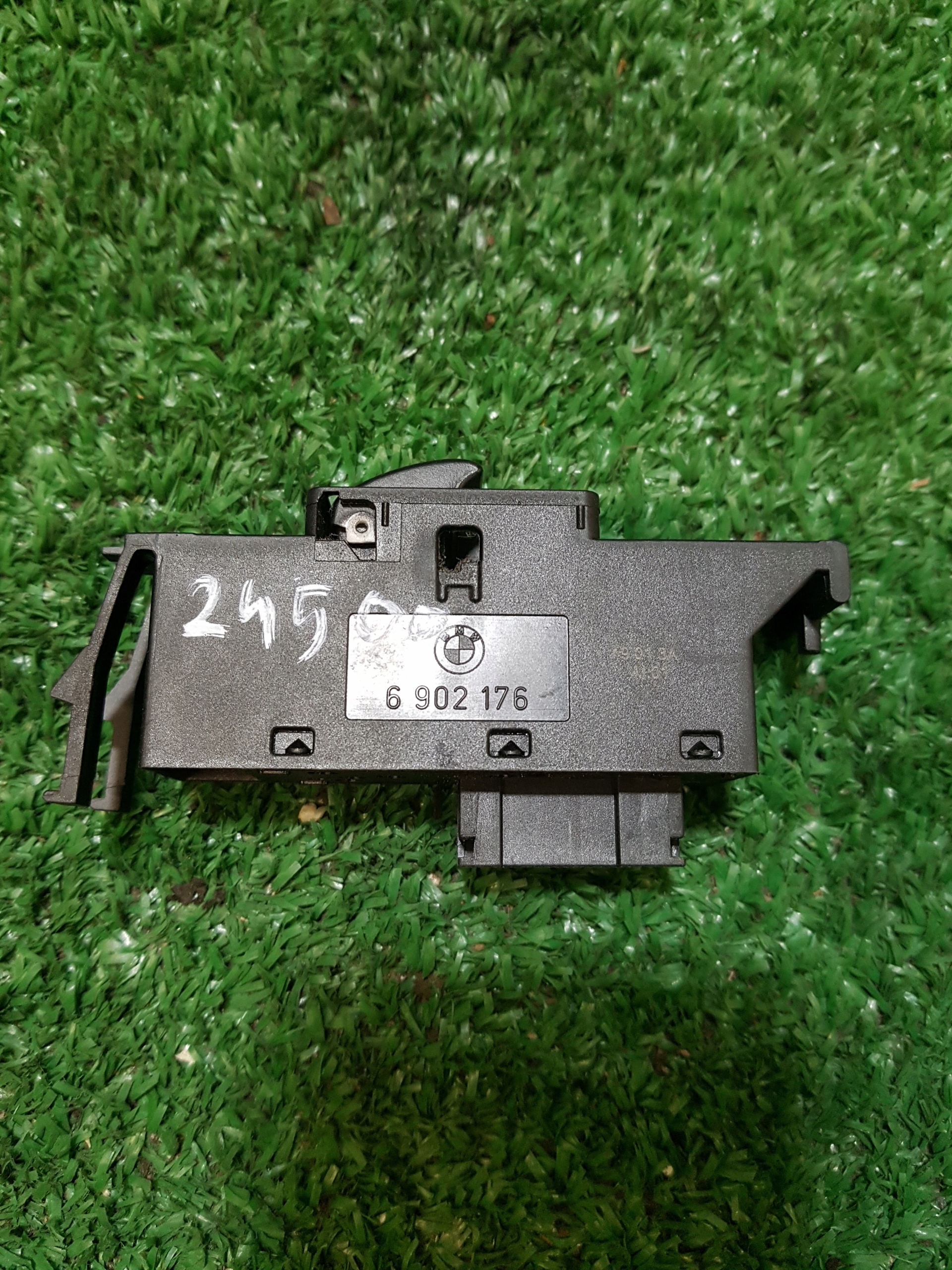 panel ovládání okna BMW E46