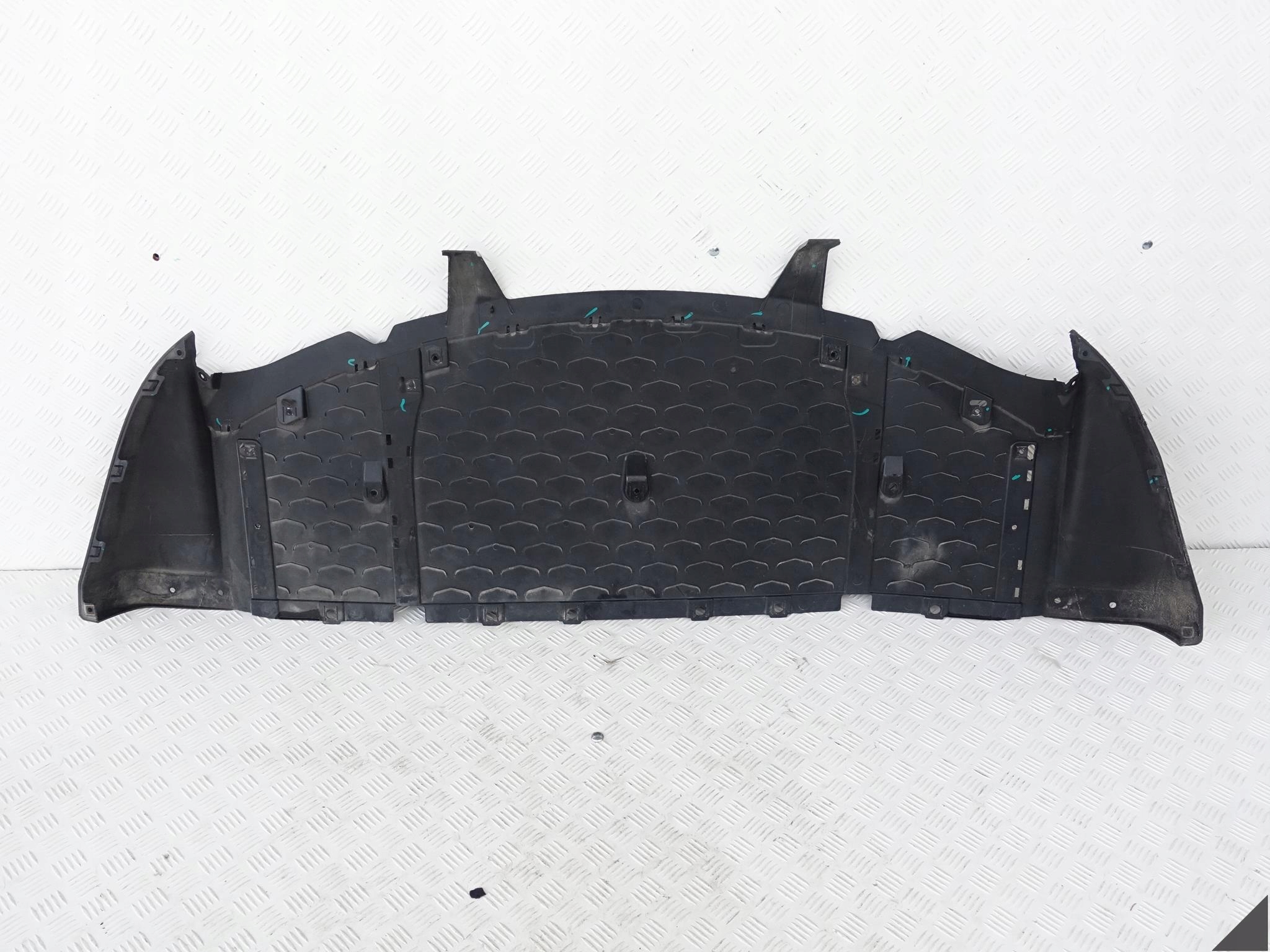 Защита под бампер зад. Tesla S Дорестайл