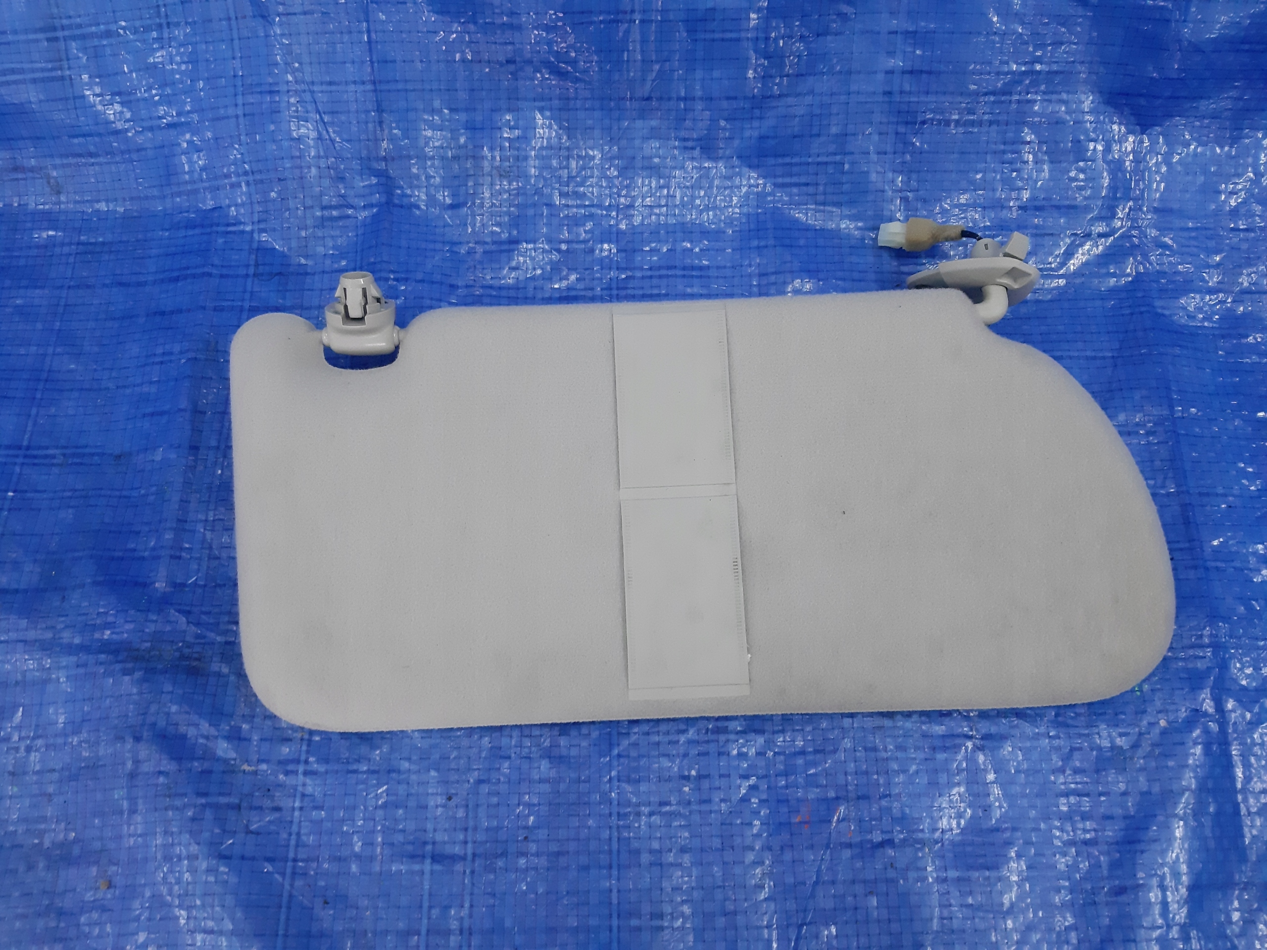 cover PRZECIWSLONECZNA left NAVARA NP300 ALASKAN