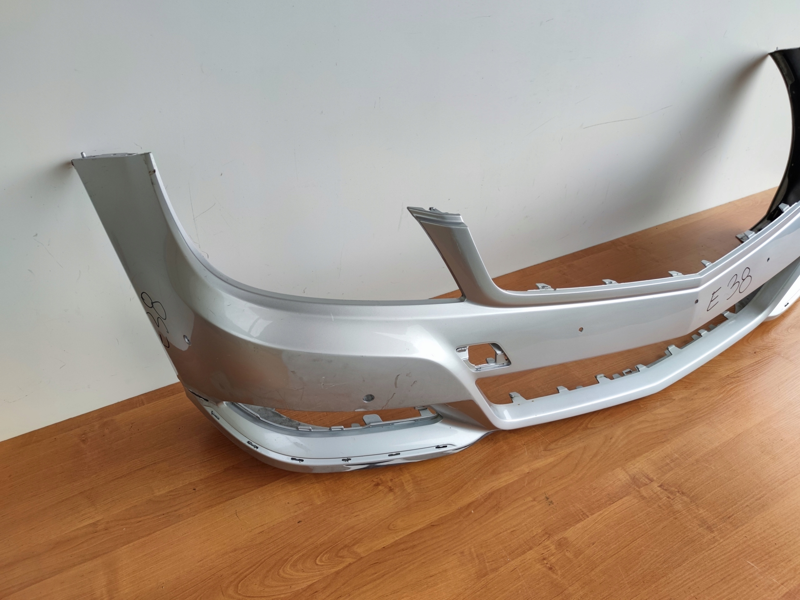 MERCEDES C-KLASA W204 LIFT bumper front 4XPDC