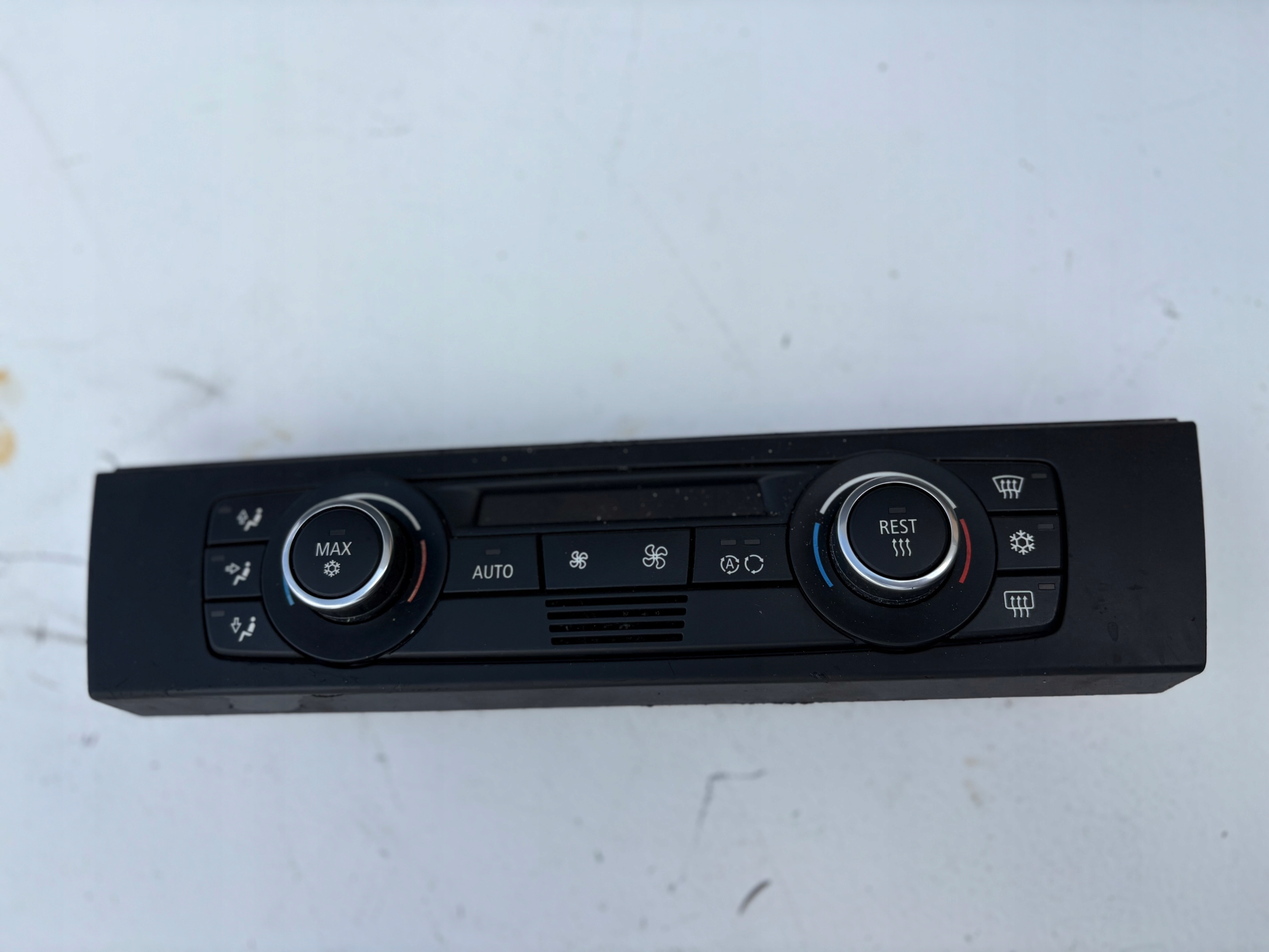 BMW E92 E93 PANEL RADIA a klímának 9199261