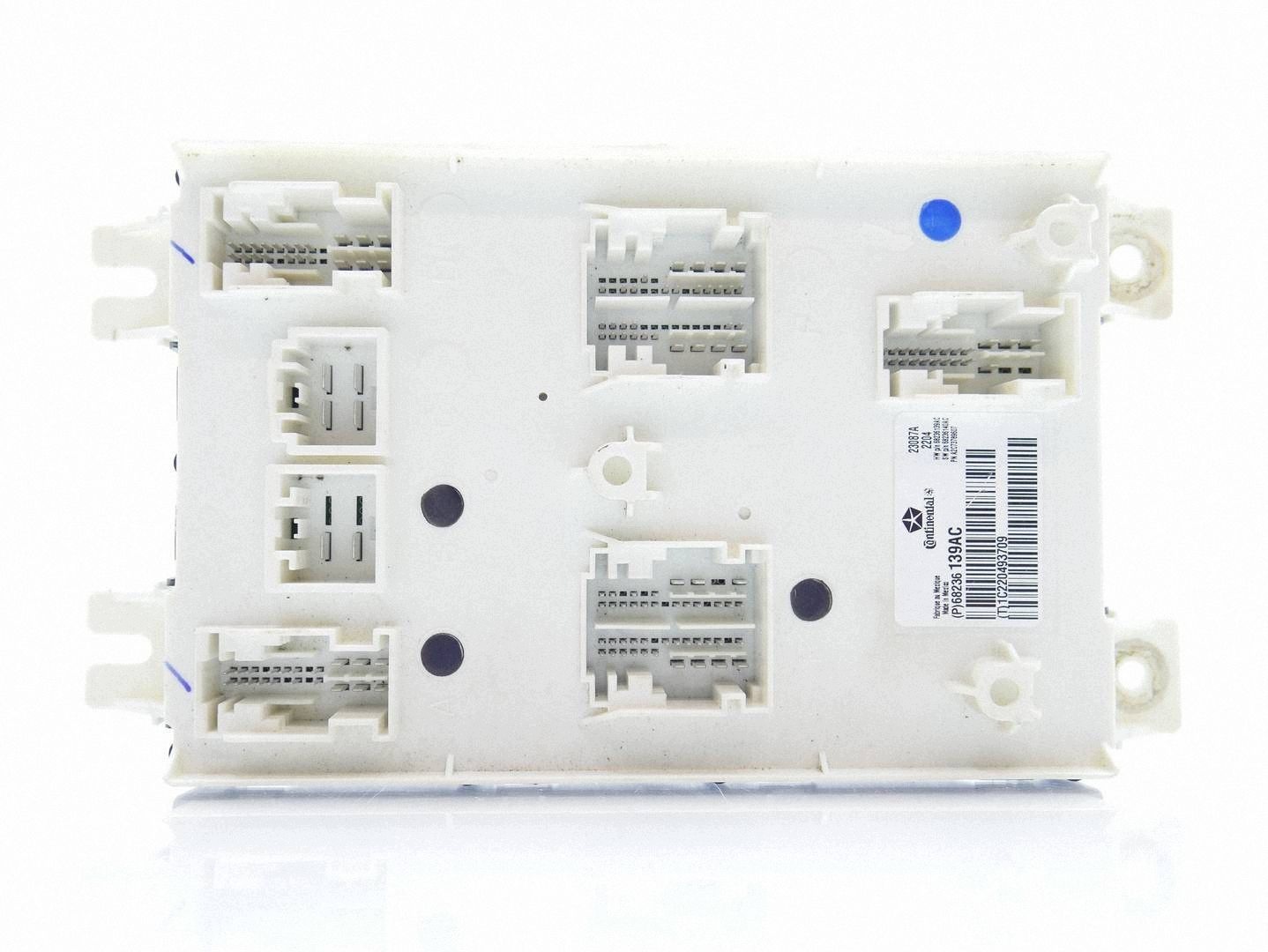 module control unit KOMFORTU JEEP GRAND CHEROKEE IV WK2 68236139AC