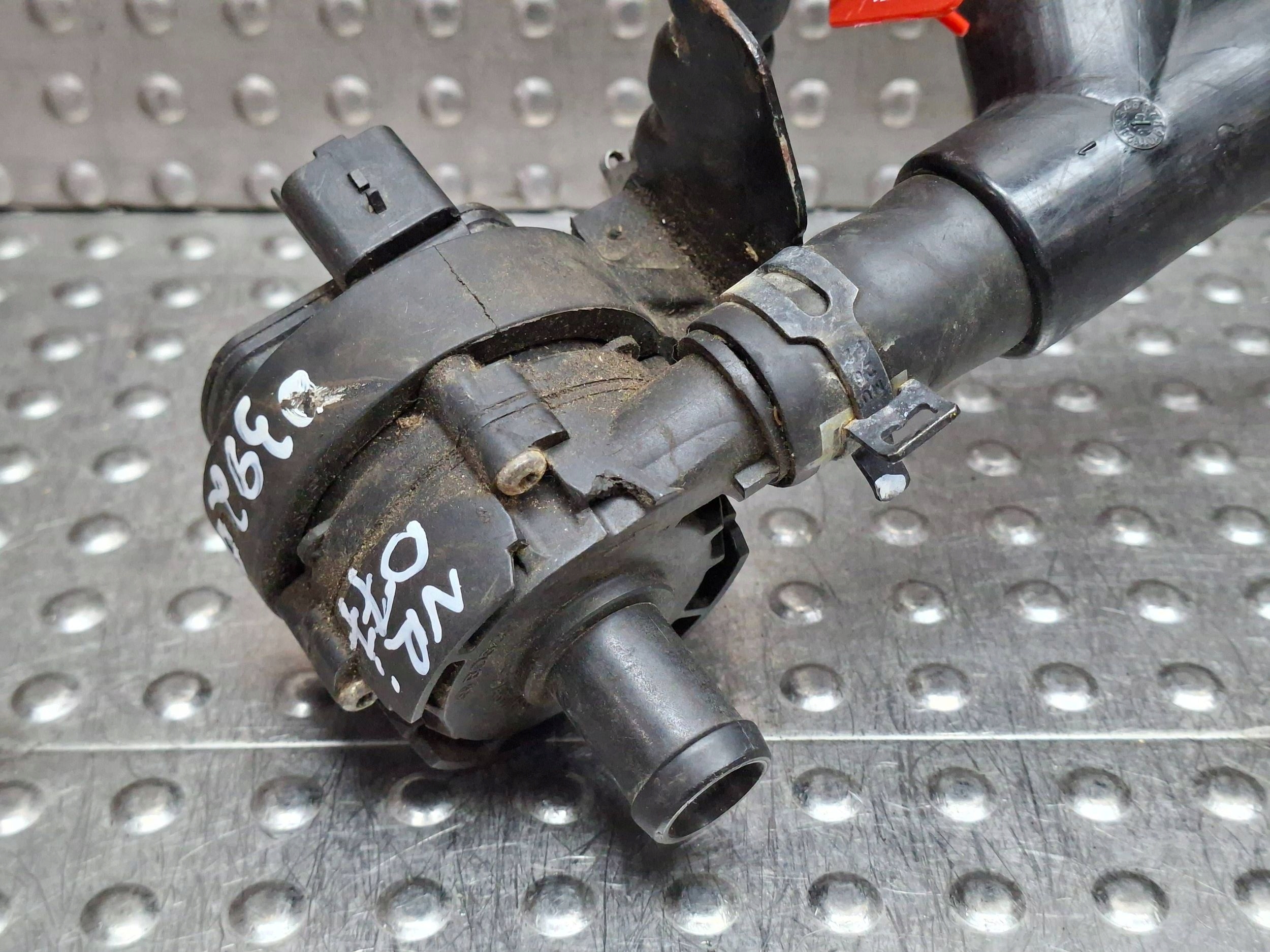 Pompa Tubi d’acqua 0392023219 RENAULT MASTER III 2.3 DCI 2010