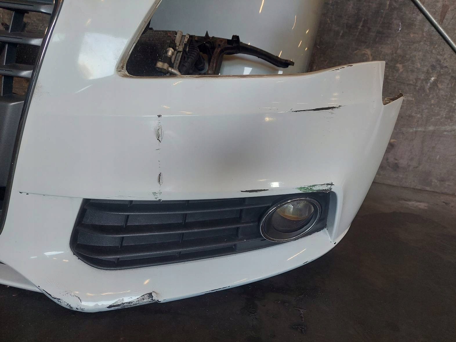 complete front bonnet bumper light BI-XENON AUDI A4 B8 LY9C