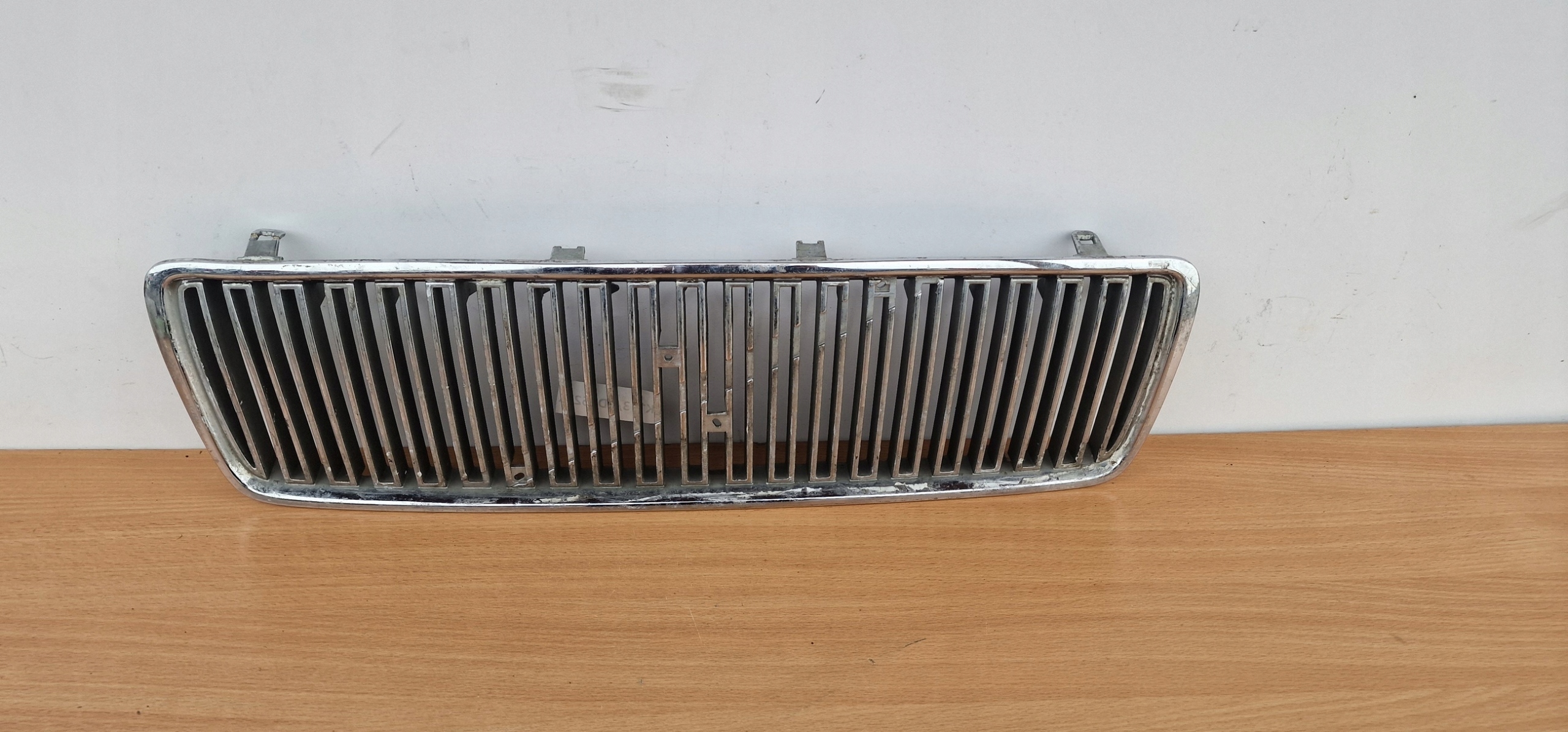 volvo S80 98-06 год решетка радиатора оригинал