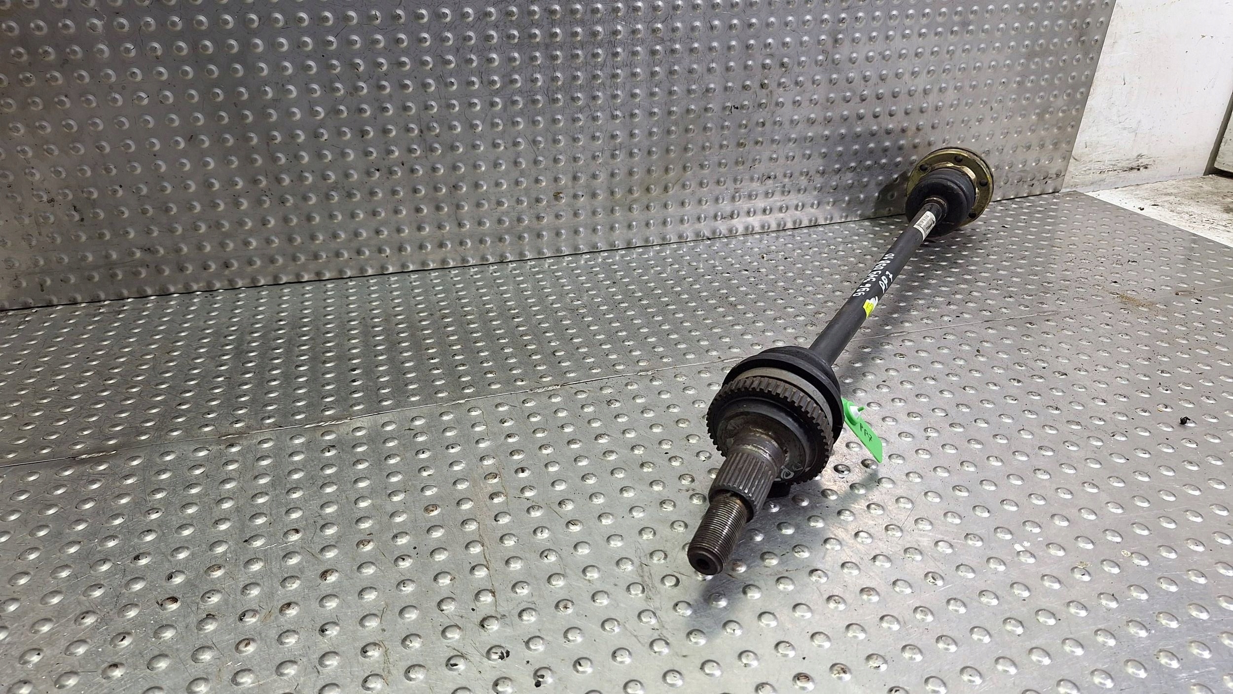 semi-axis right front 99634903810 PORSCHE 911 996 3.4L 3.6L