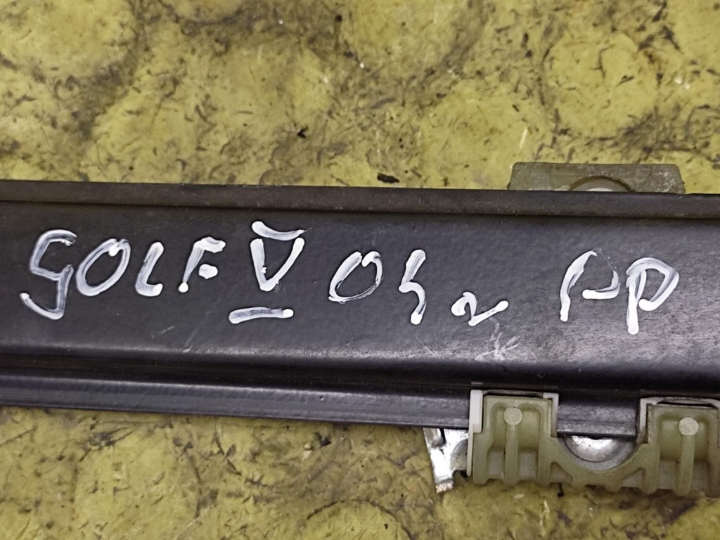 VW GOLF V window regulator right front