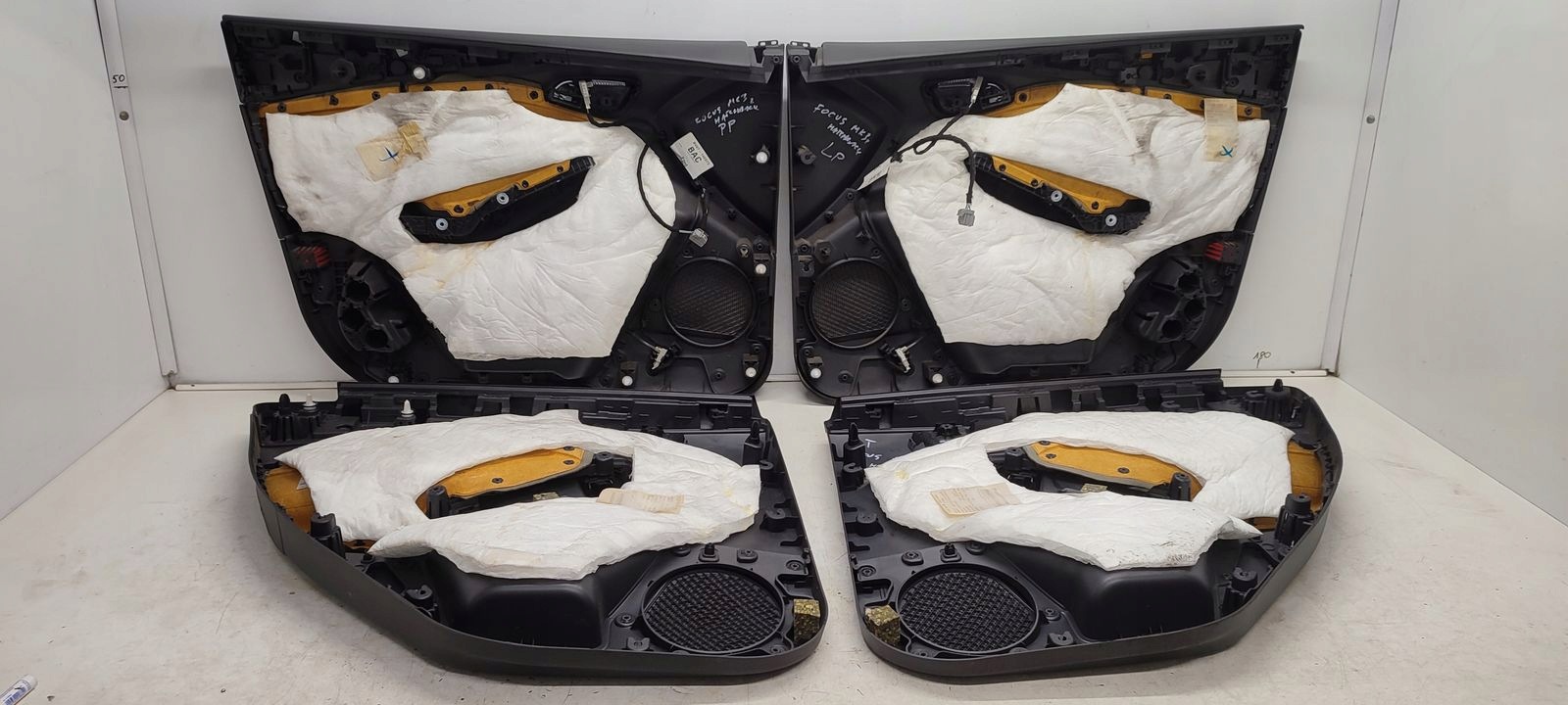 seat seats heated side komplet leather indywidual Ford Focus MK3 HB