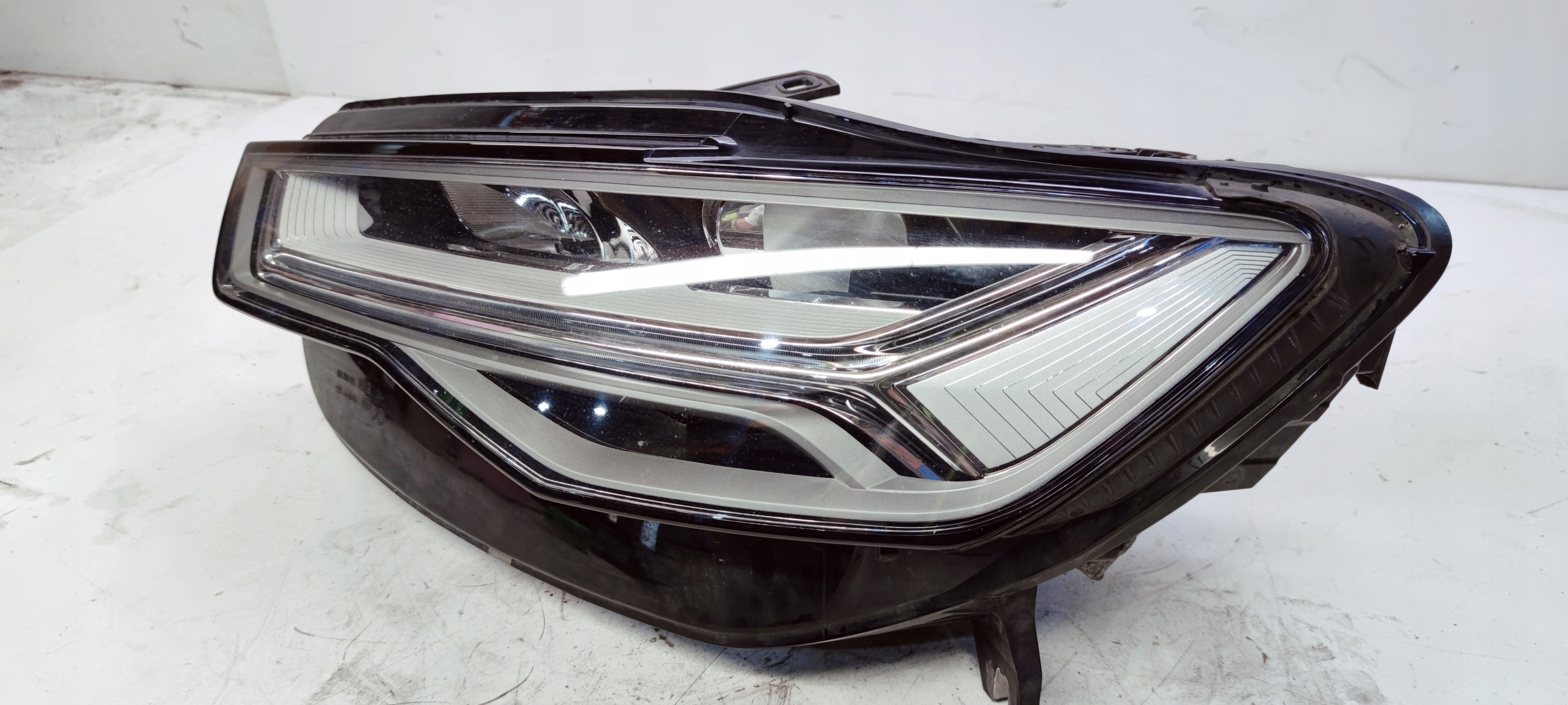 REFLEKTOR FULL LED AUDI A6 C7 LIFT 4G0941033H KOMP Typ samochodu Samochody osobowe