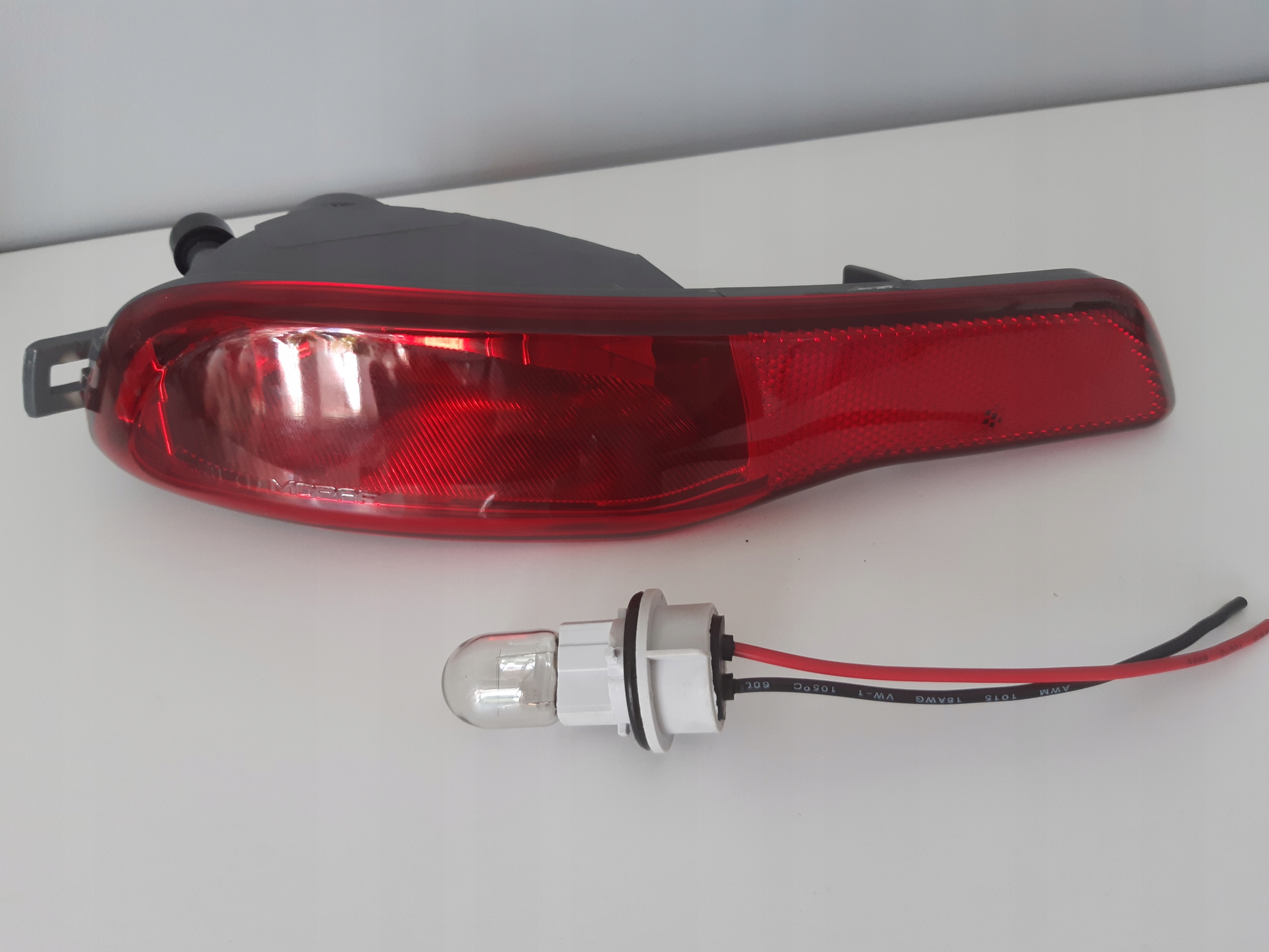 

Lewa Lampa Przeciwmgielna Jeep Cherokee Kl 2014-