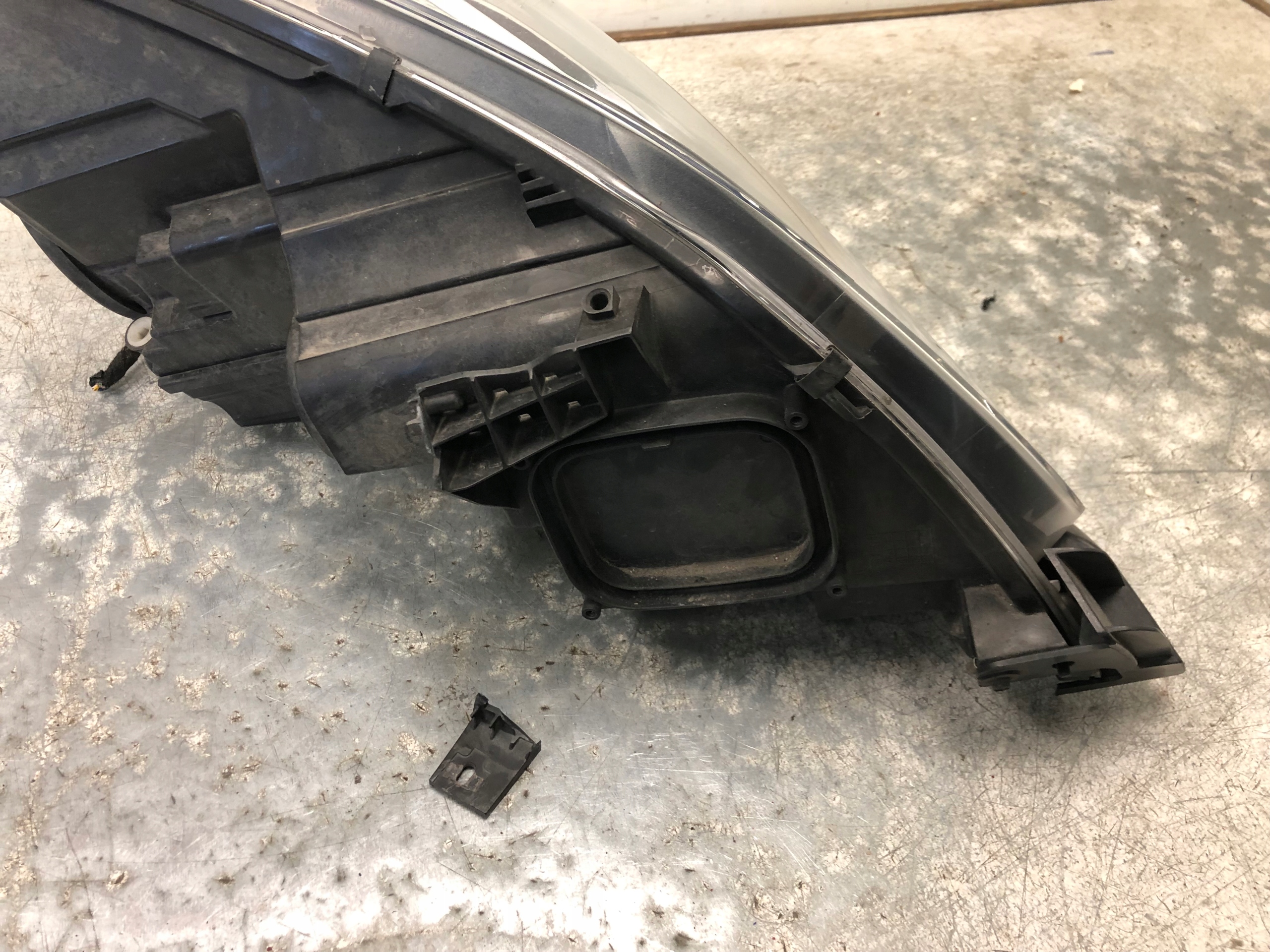 light left front OPEL ZAFIRA C 13399858