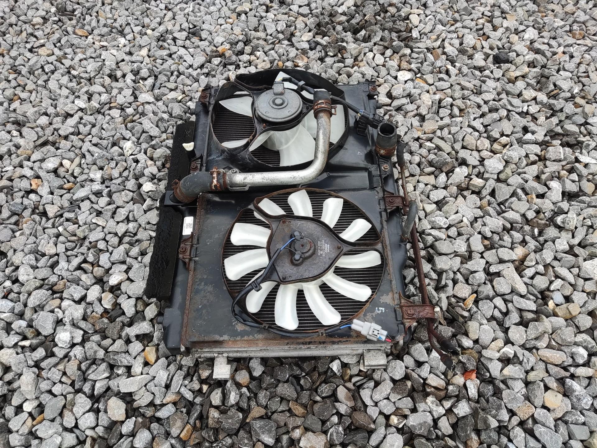 KOMPLET chladiče chladiče ventilátor SUZUKI SX4 1.6 DDIS 2006-2009
