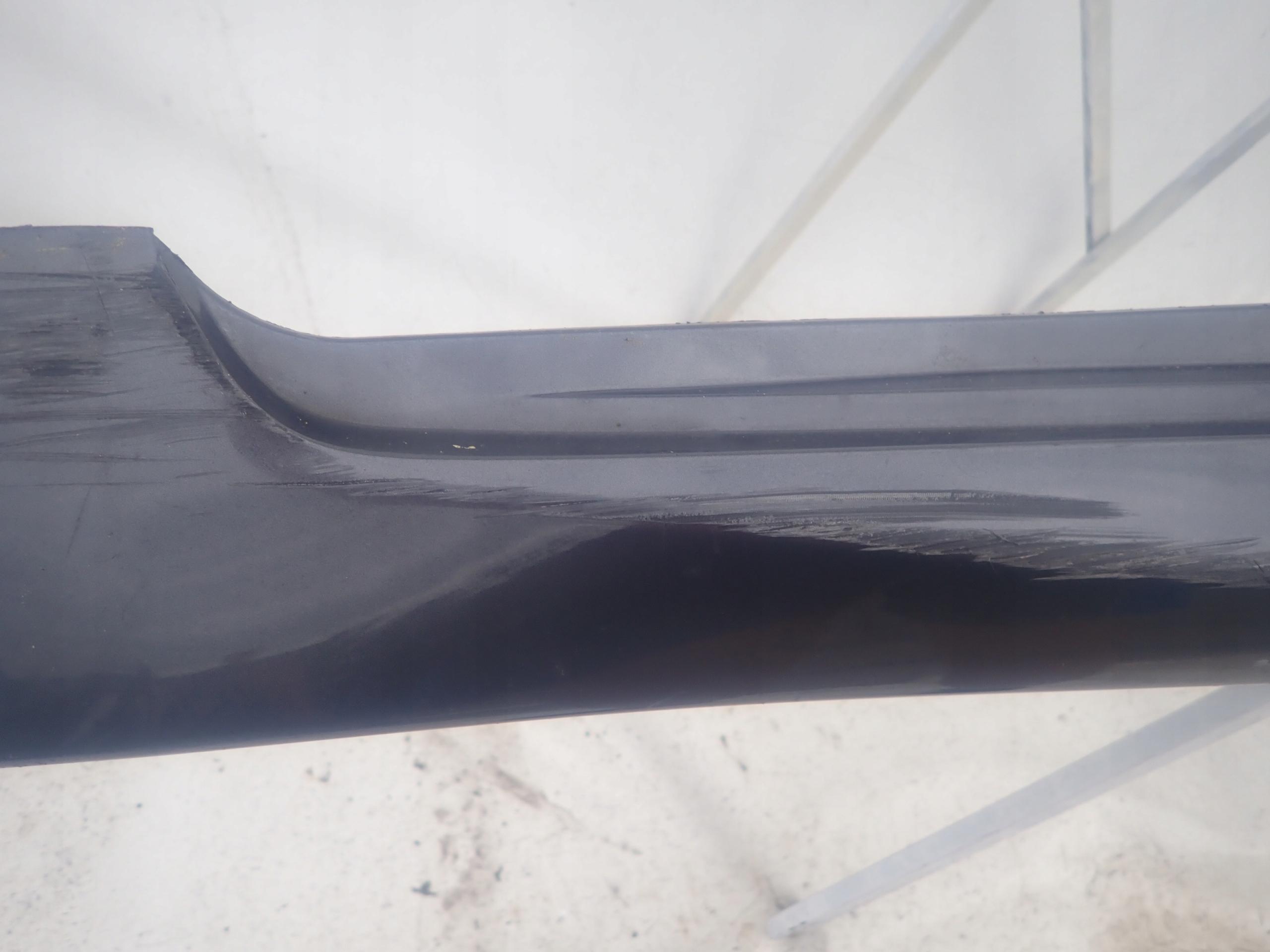 TOYOTA AVENSIS T29 15-19 threshold right moulding threshold