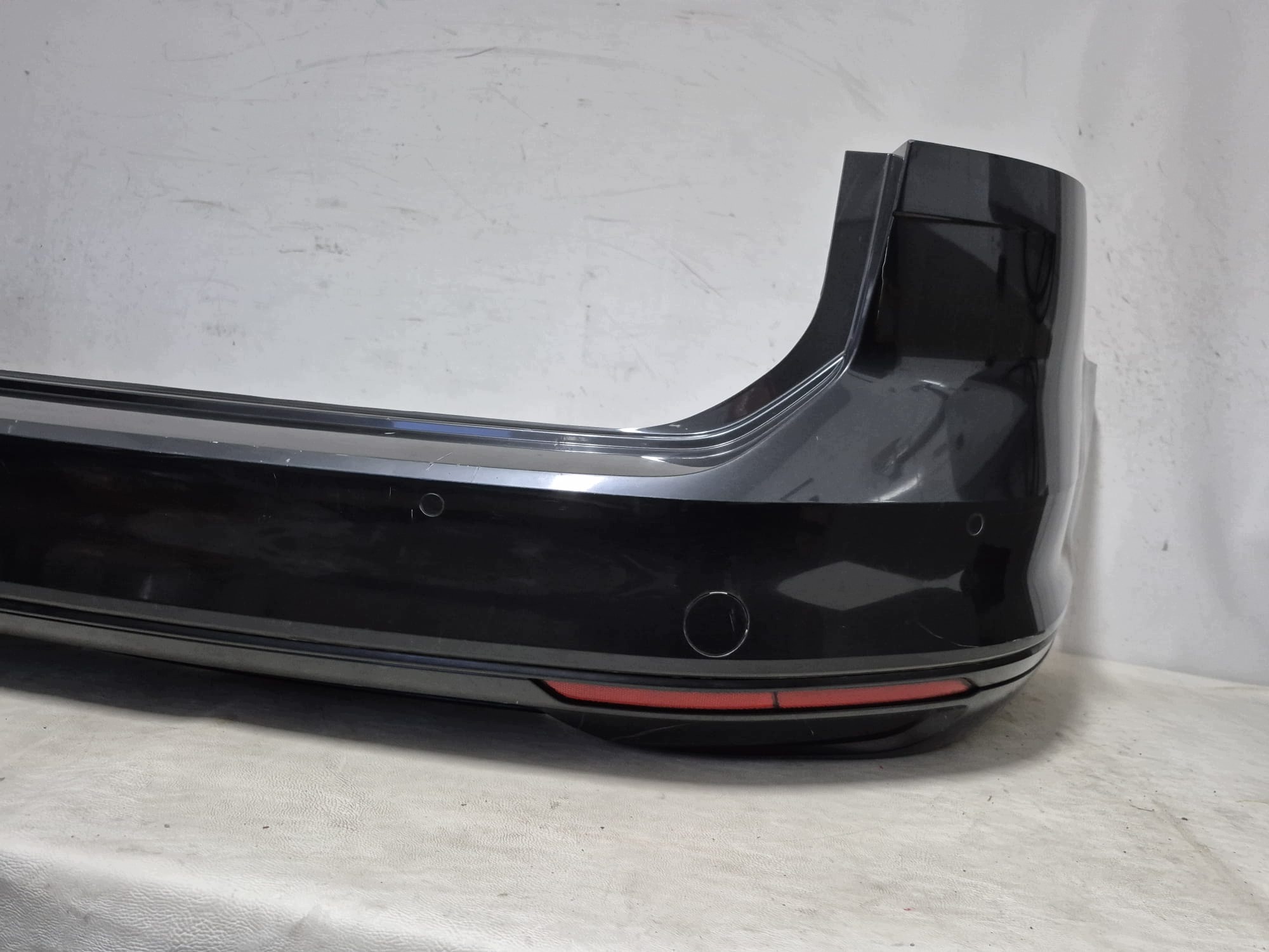 VW PASSAT B8 KOMBI 14- bumper rear part rear complete 4XPDC 3G9807421