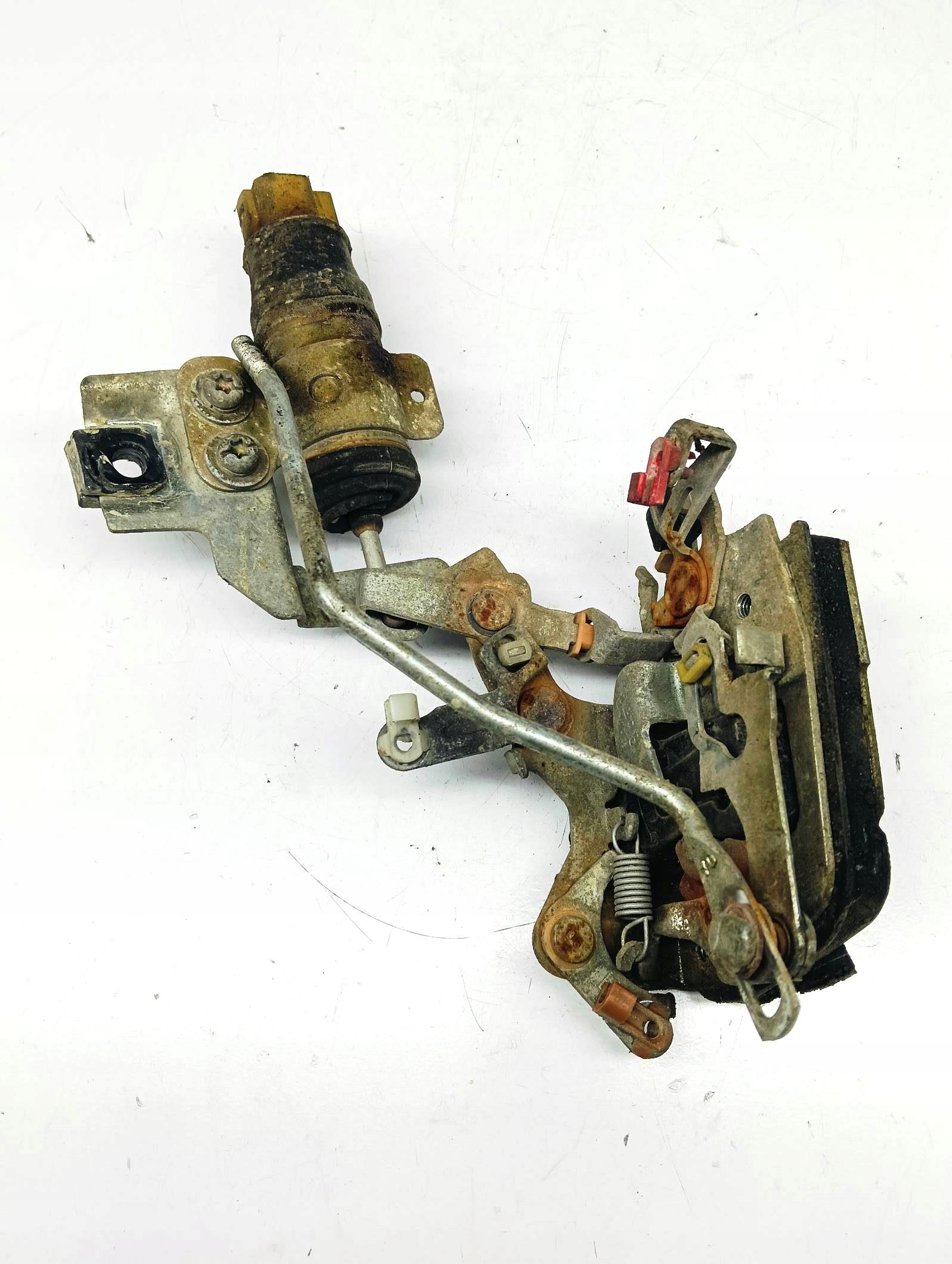 lock door right front SUZUKI Vitara 1.6 89r AISIN