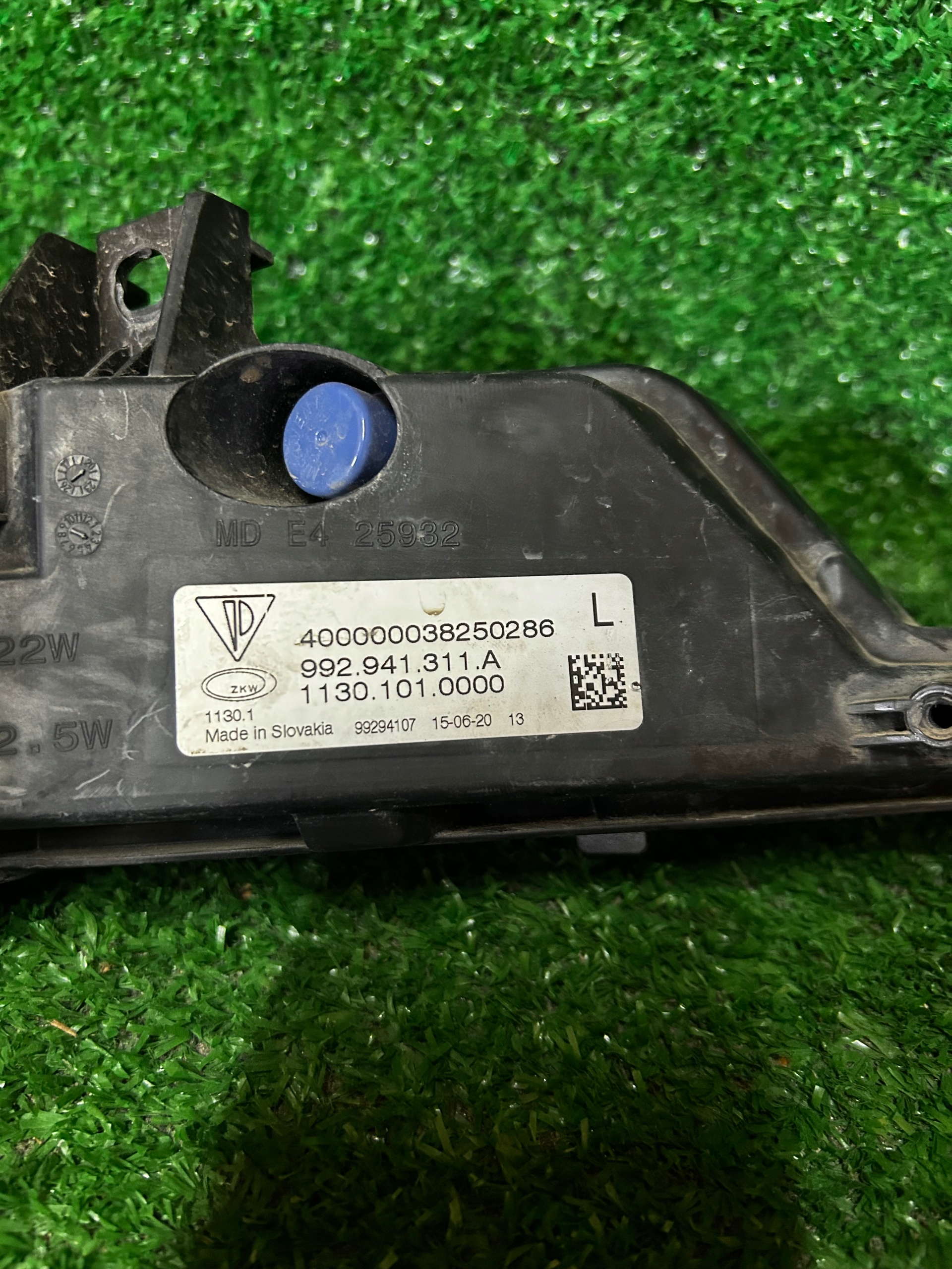 DRL left PORSCHE CARRERA 911 922 NR.525