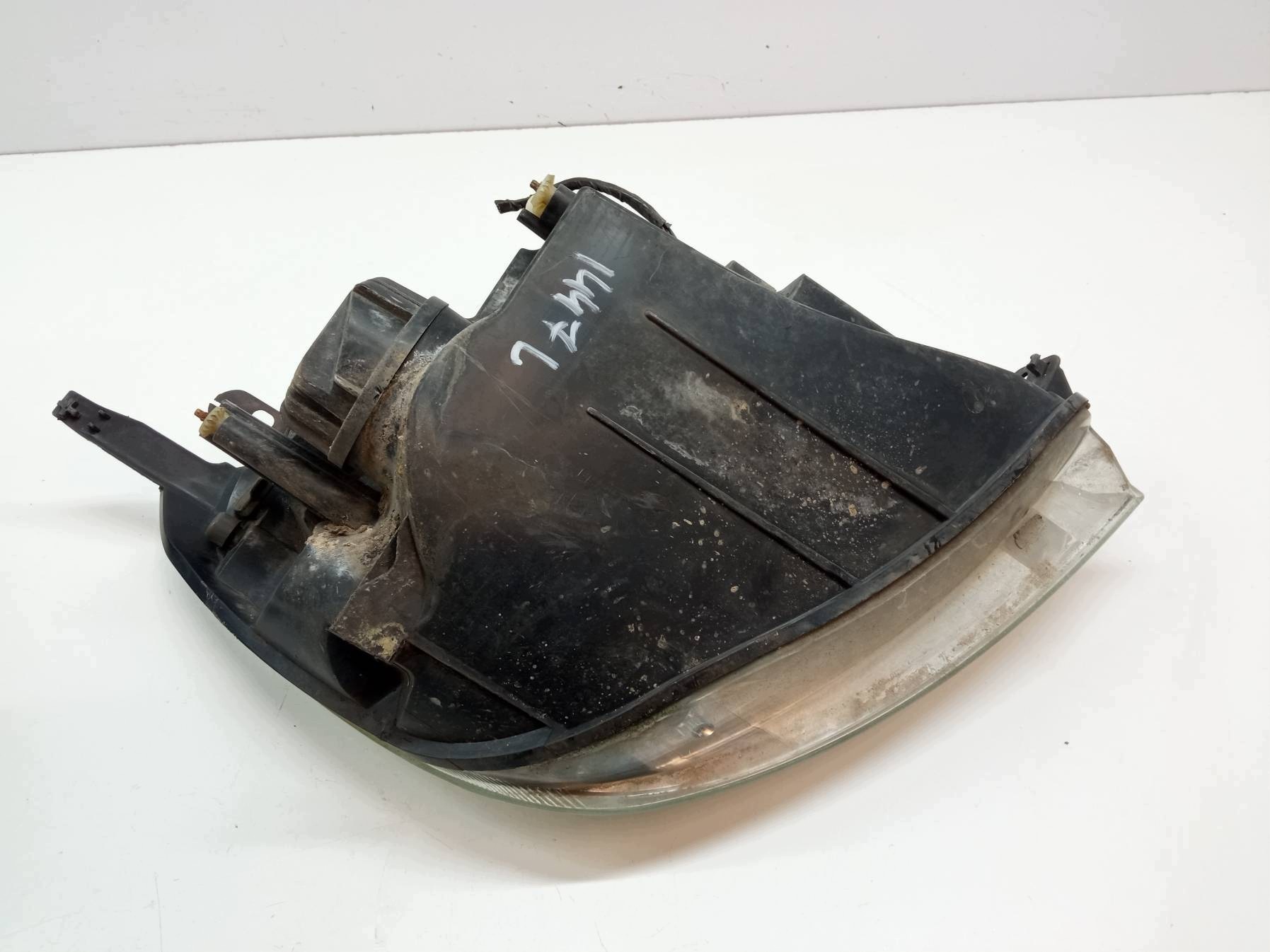 light front left EU Ford Fiesta Mk6 (2002-2008)