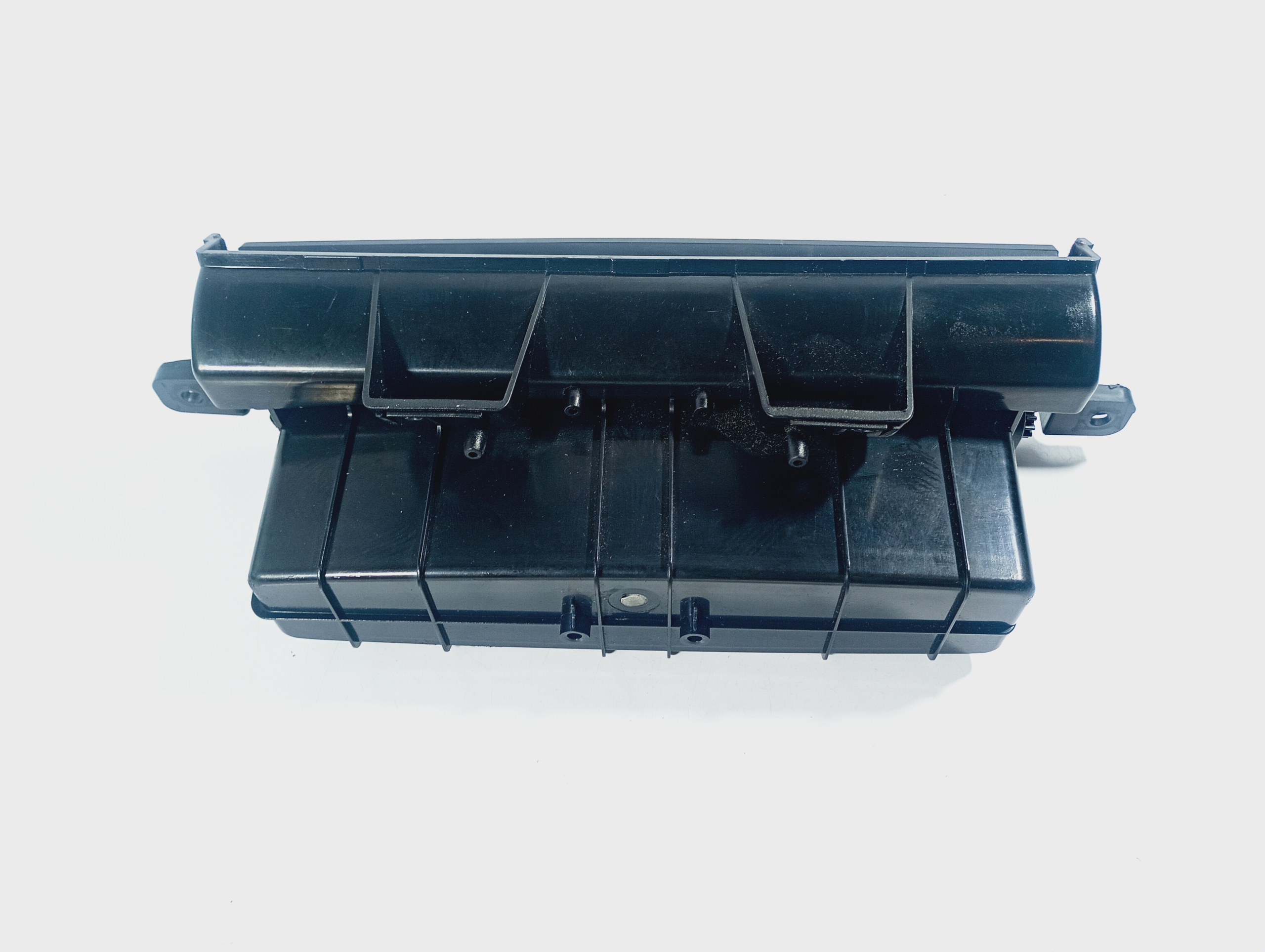 passenger compartment plato OE 4D84625100 Kia Carnival 06-15