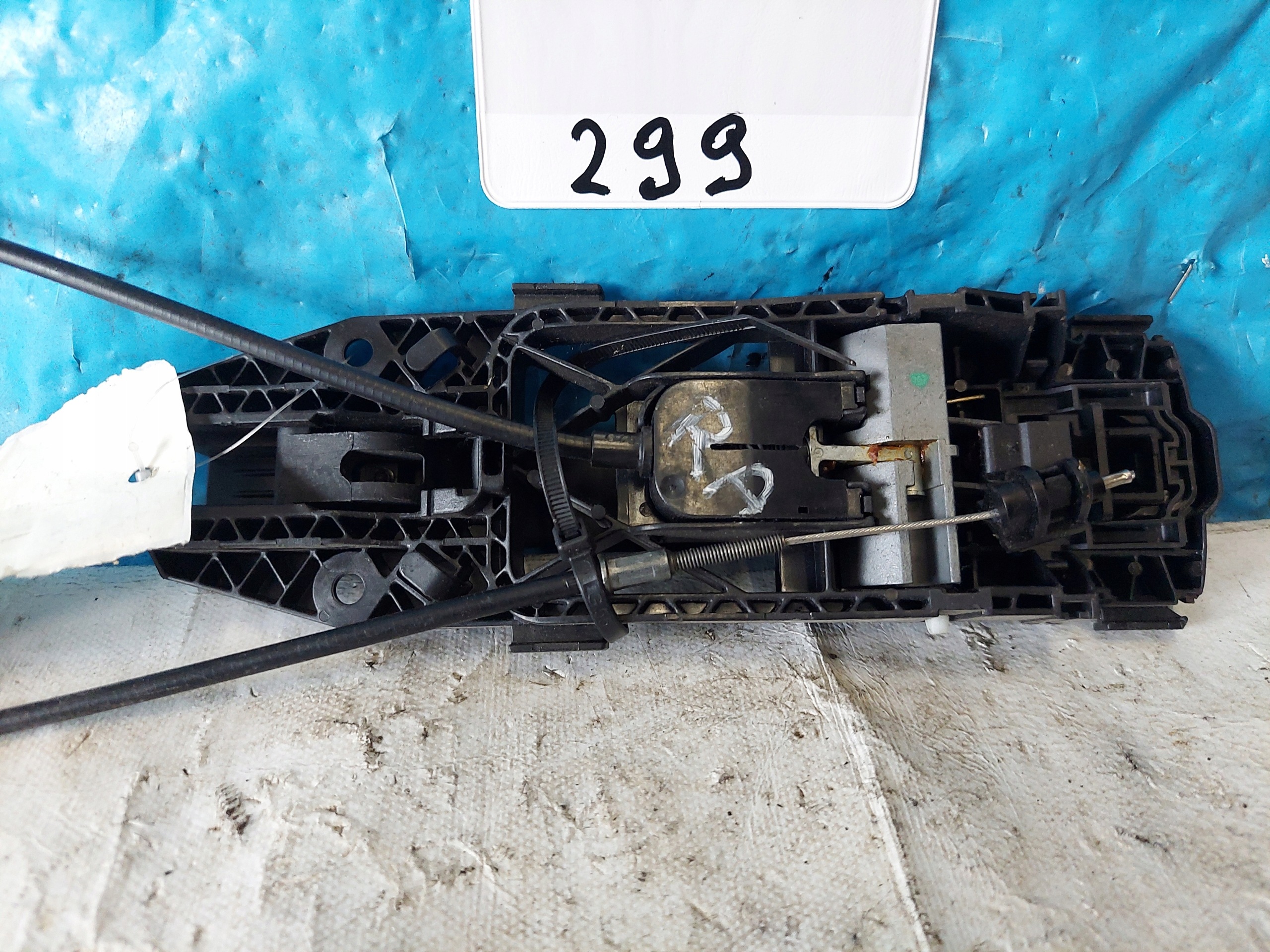 handle right rear part IBIZA 2013R 5N0839885H