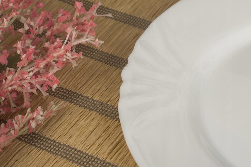 LUMINARC OPAL Talerz deserowy 19 cm Kolor biały