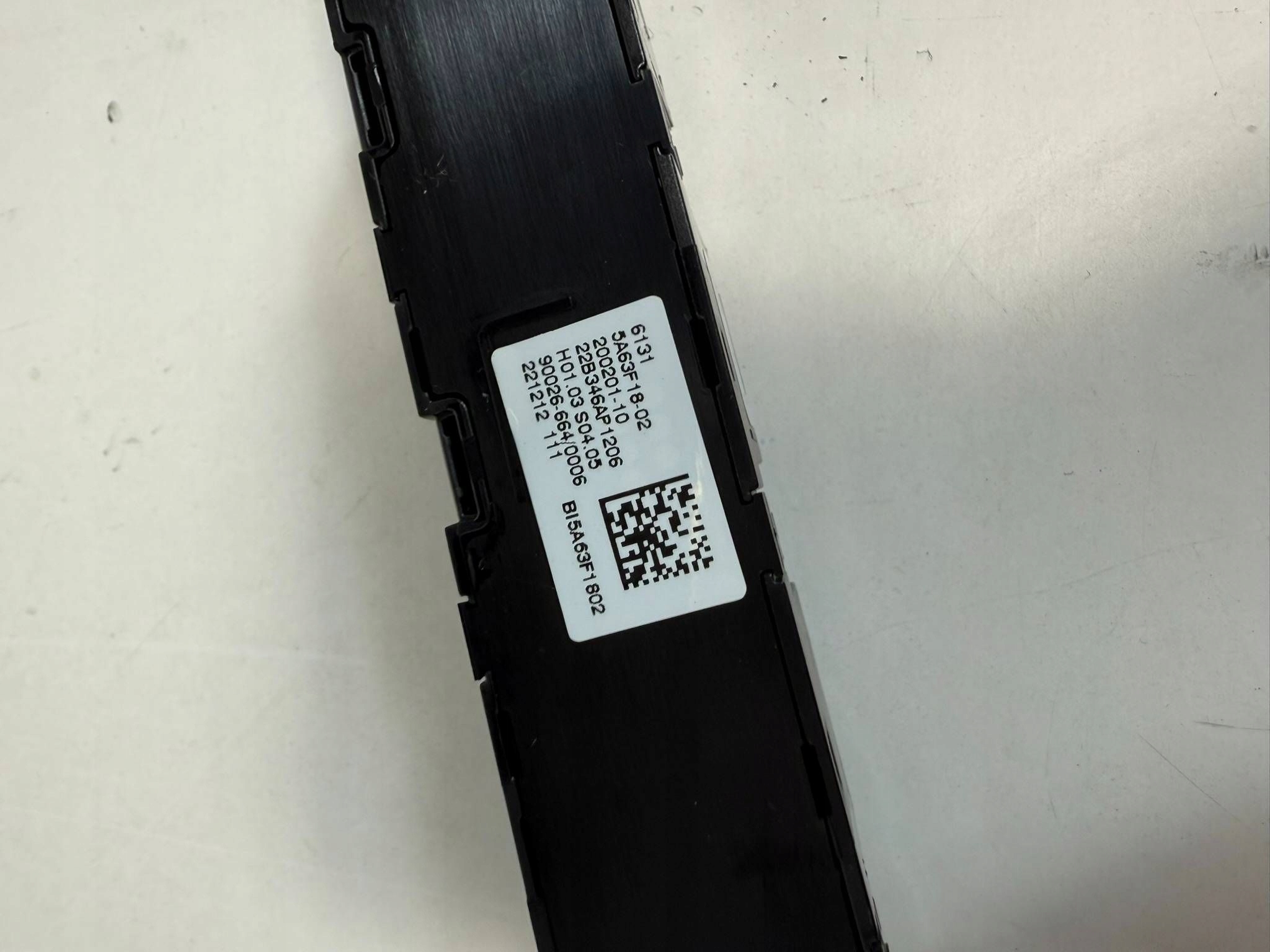 BMW i4 G26 G20 2023 module / control unit of the air conditioning 5A63F18 PANEL