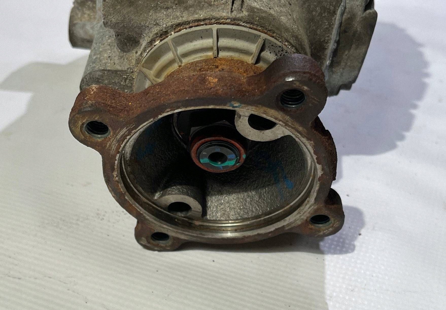 differential front control katowa gearbox Ford Explorer V 2016-2019