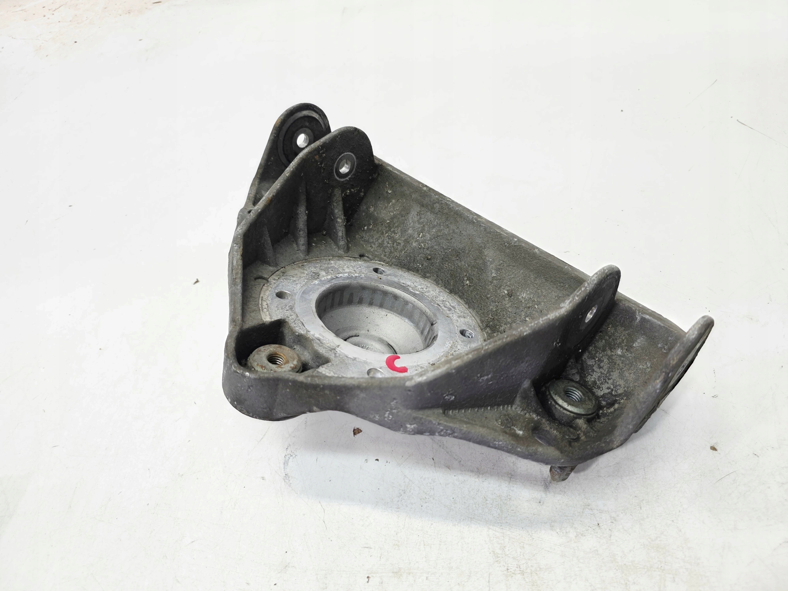 Halter oben des Stoßdämpfers links oder rechts AUDI Q7 4L 7L0412391C