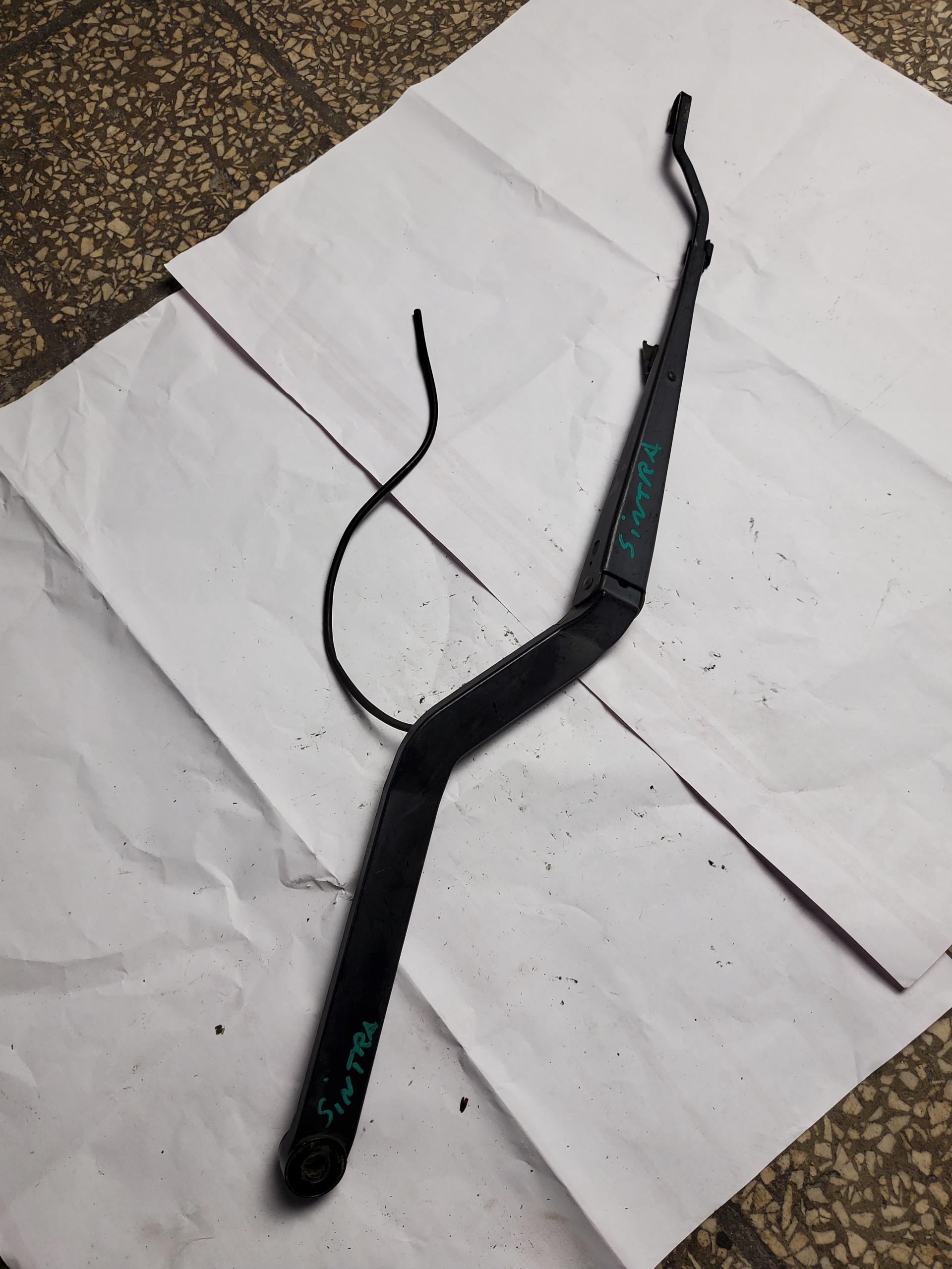 wiper arm left front OPEL SINTRA 89813565 OE EU