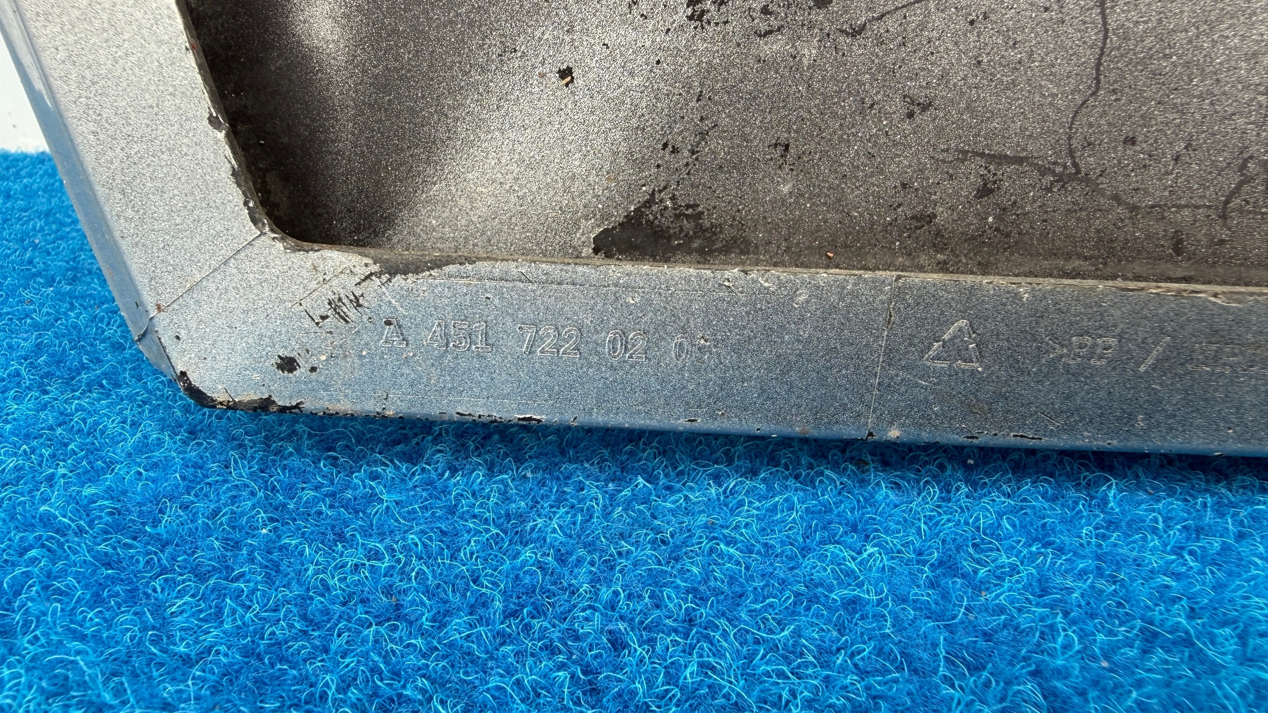SMART FORTWO W451 07-14 year right door front side PLAT DN200AK
