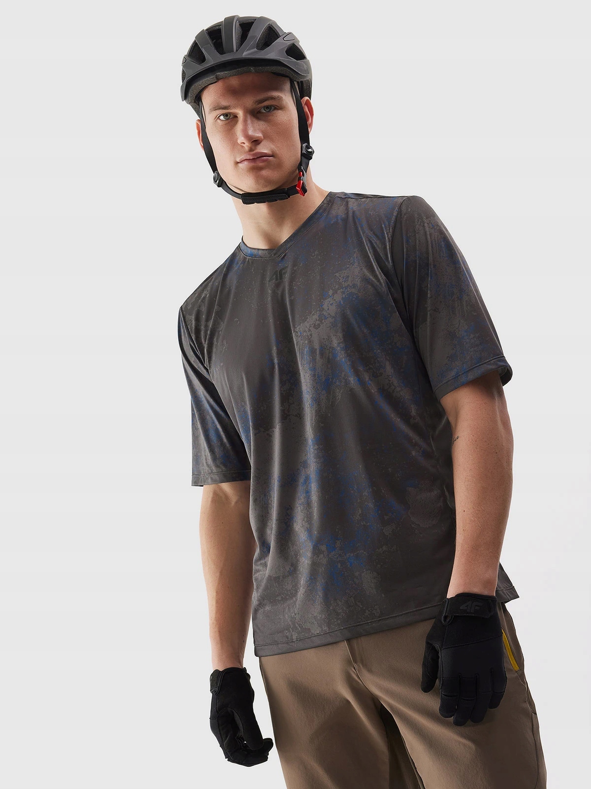 4F KOSZULKA ROWEROWA SZYBKOSCHNĄCA MĘSKA T-SHIRT SS24 EAN (GTIN) 5904209043989