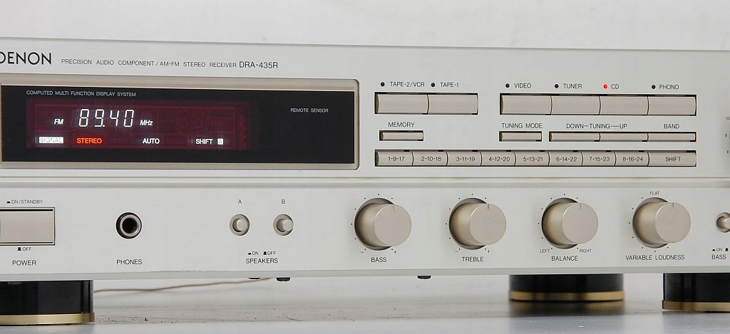 DENON DRA-435R SOLIDNY AMPLITUNER STEREO PRE OUT ! Model DRA-435R