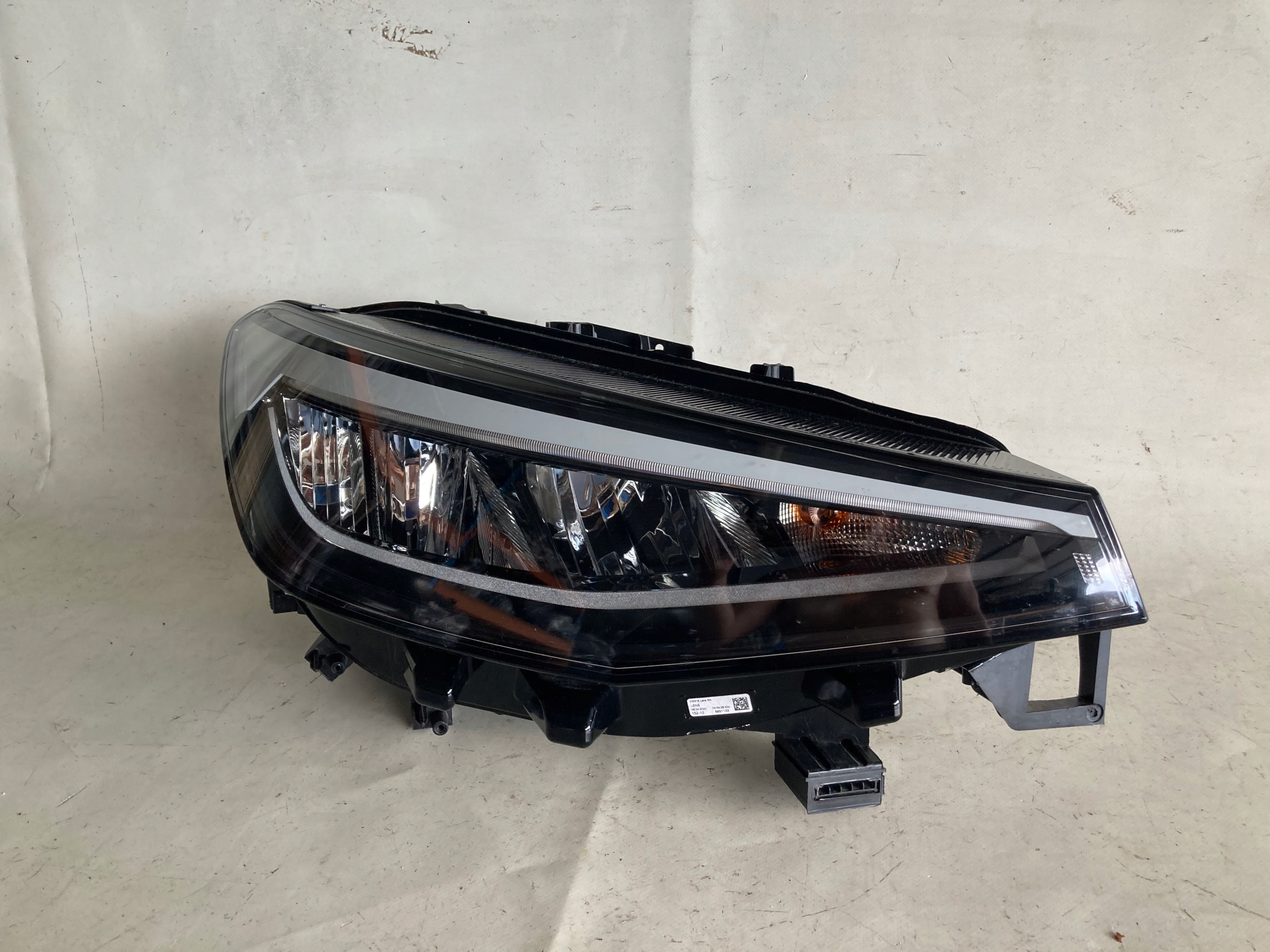 VW Id4 ПРАВА ФАРА ПОЛНЫЙ КОМПЛЕКТ LED1b941006b