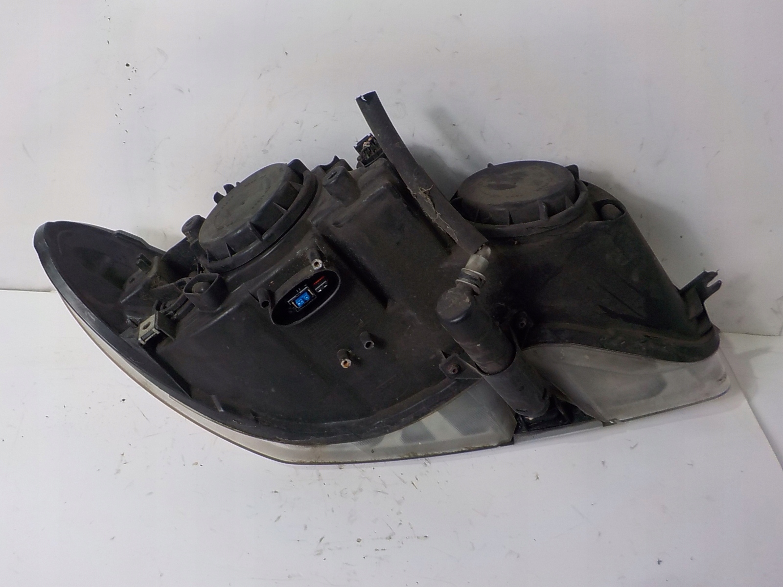 JAGUAR XF X250 XENON light left front front UK