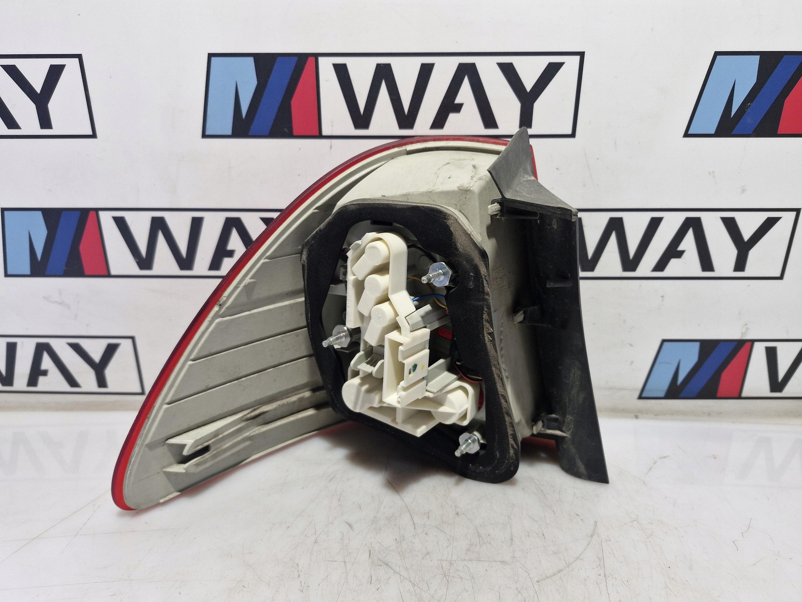 7289432 BMW E91 light right rear part rear W fender