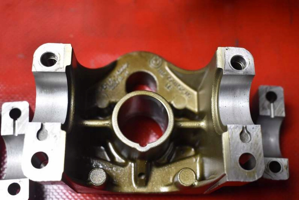 TESTATA Motore 7559168 BMW E90 E91 2.0i 143 KM 04-10