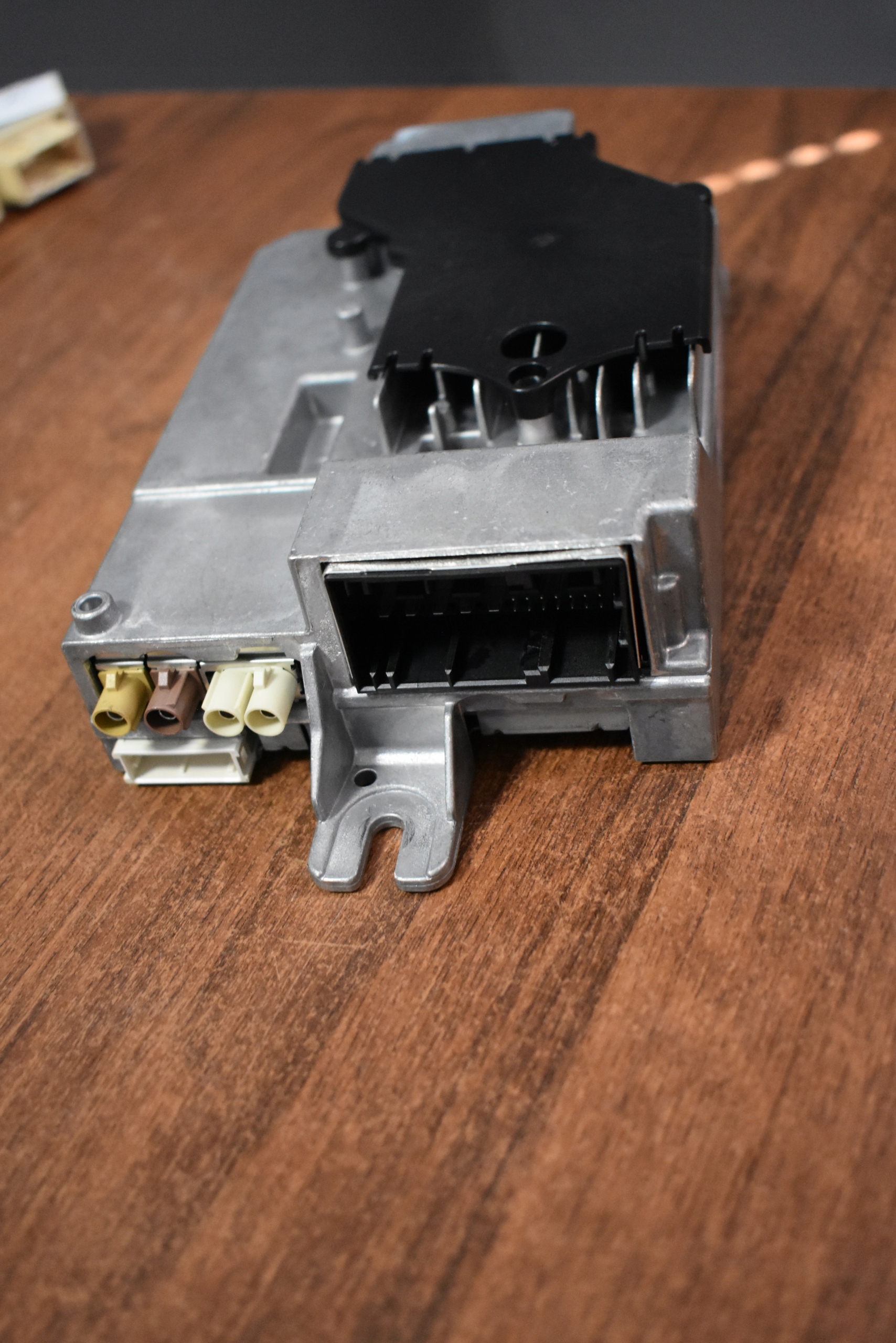 IDEALNY amplifier HARMAN KARDON BMW 1 9