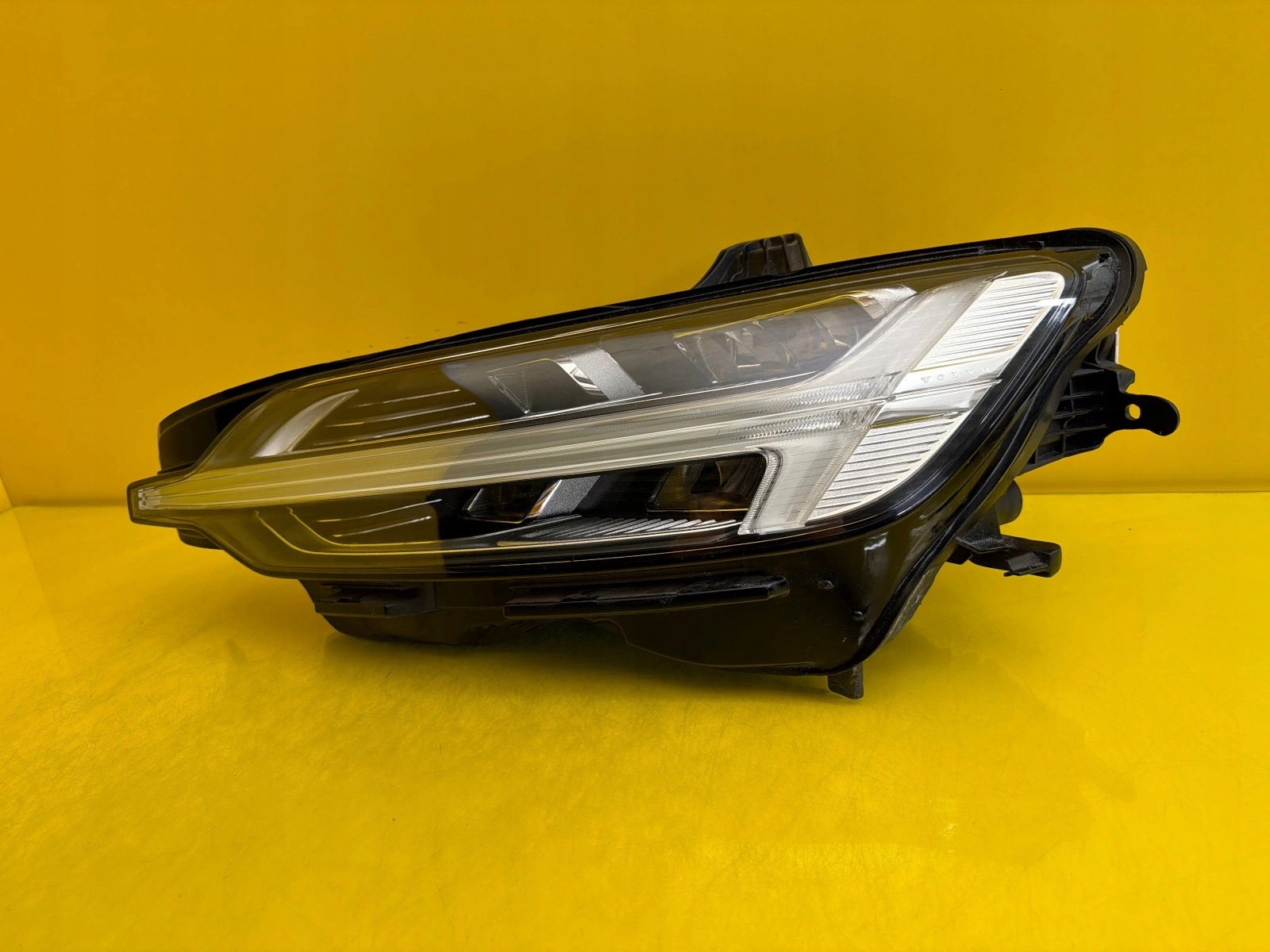 light left front Volvo S60 V60 Mid Led 32228815