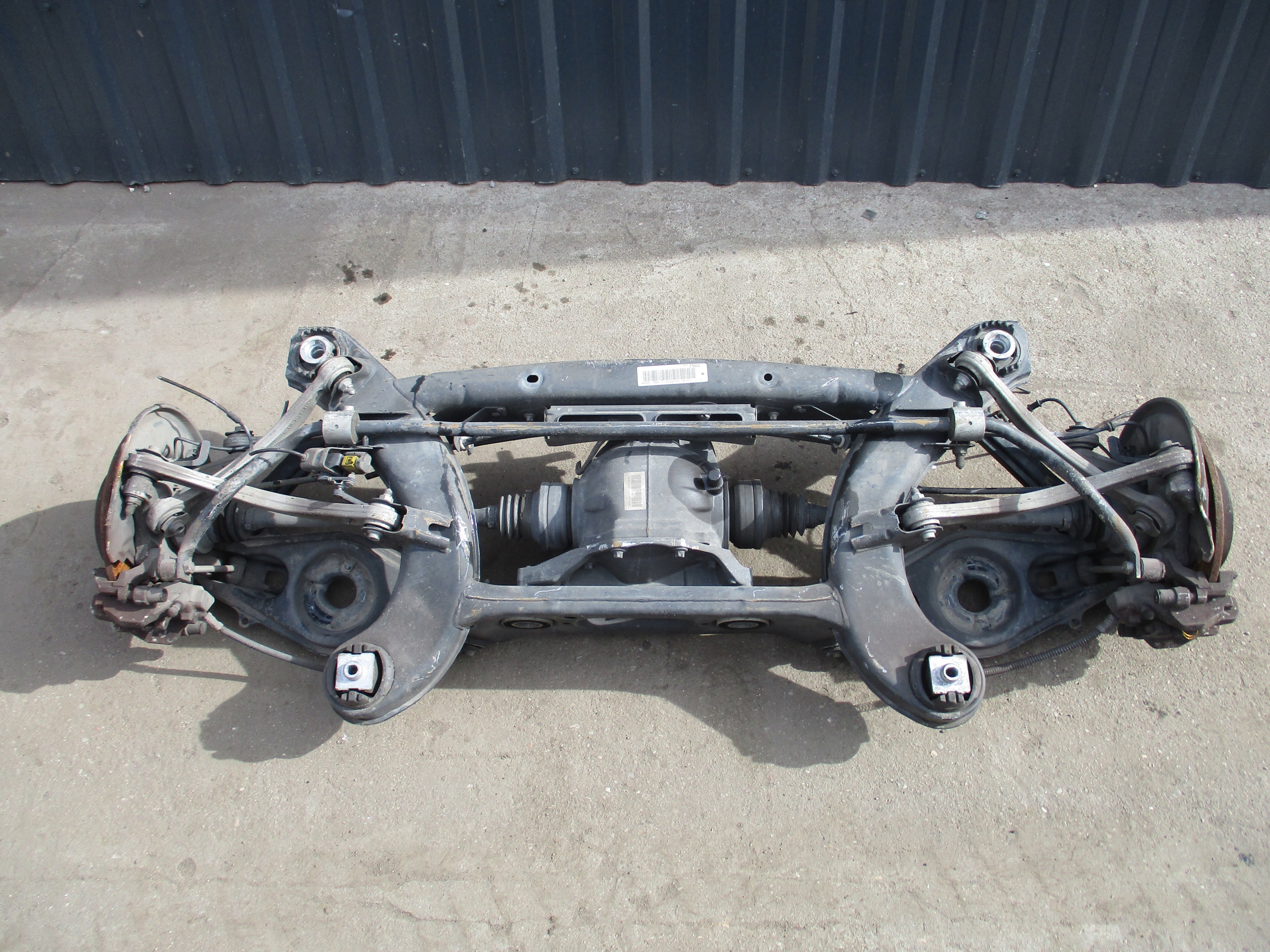 ZAWIESZENIE TYLNE MERCEDES W207