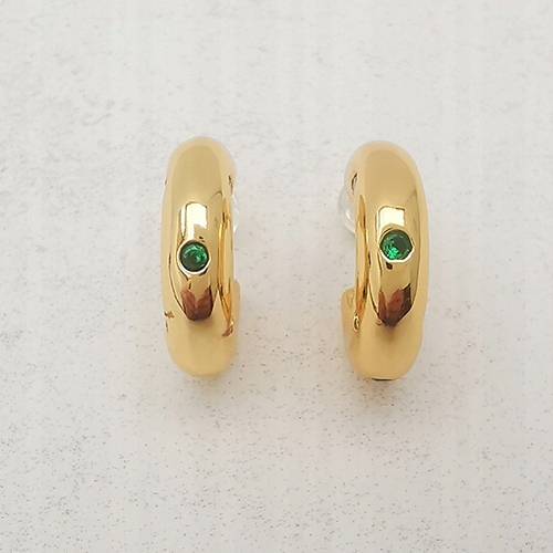 Pozlacené náušnice s kolečky a zelenými zirkony