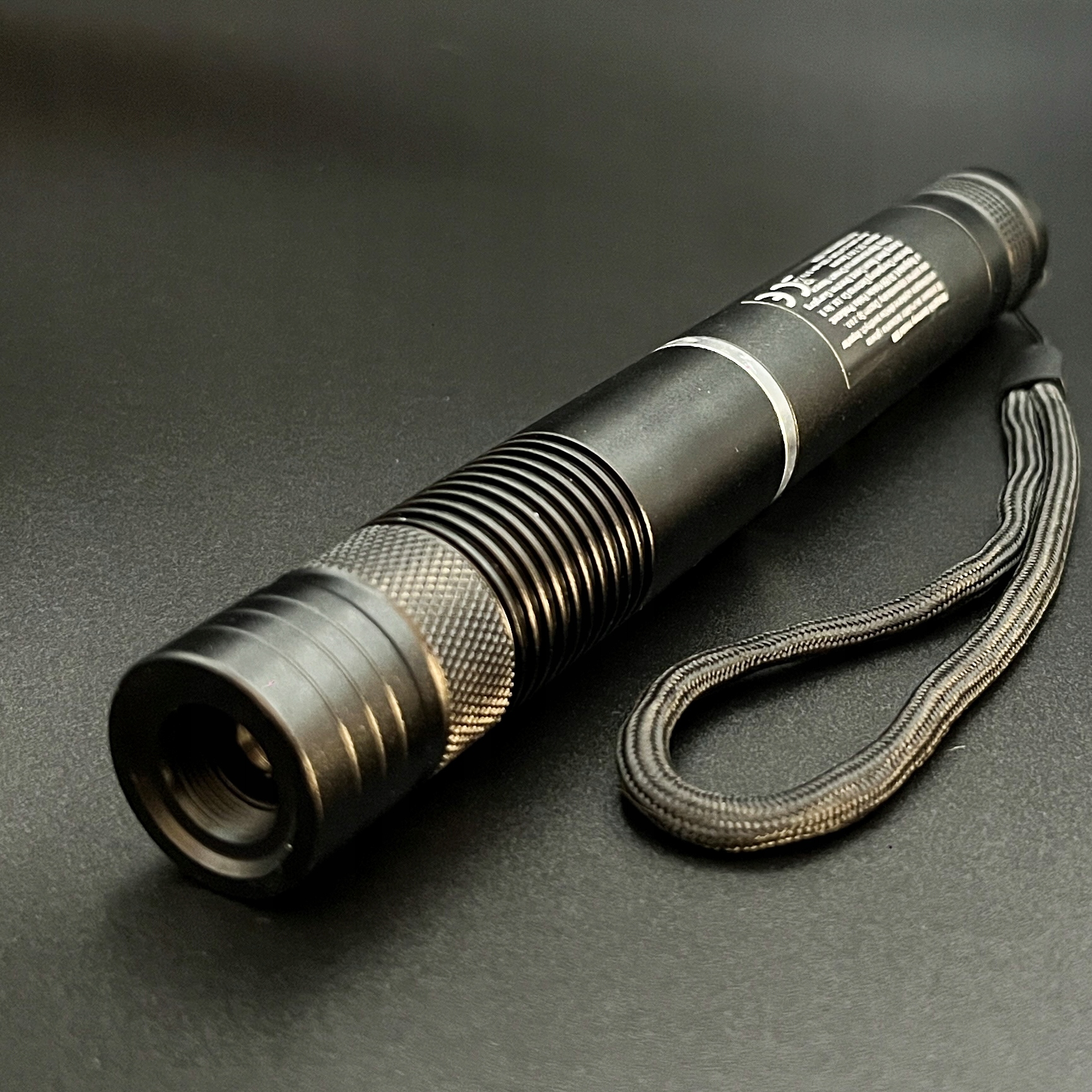 Laser Niebieski Bardzo mocny Wskaźnik Laserowy Dalekosiężny Model BLUE