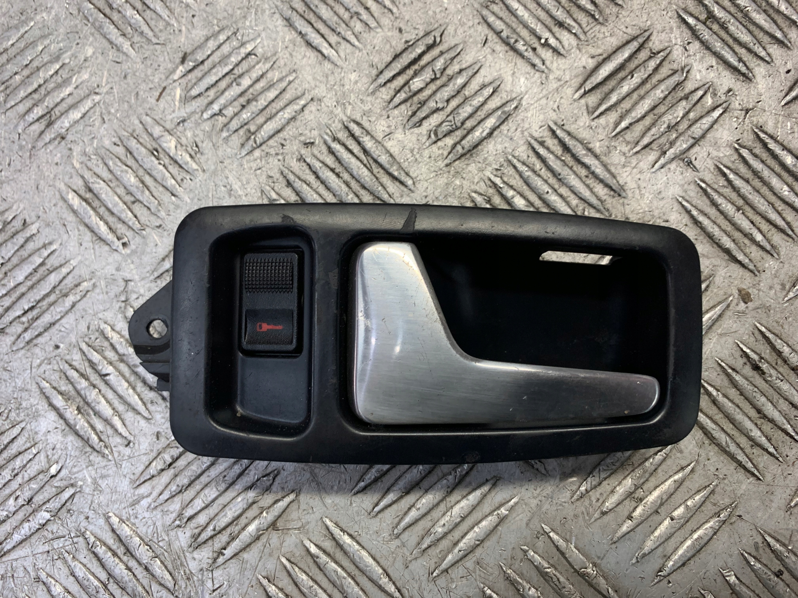 Audi OE 4D0837019G