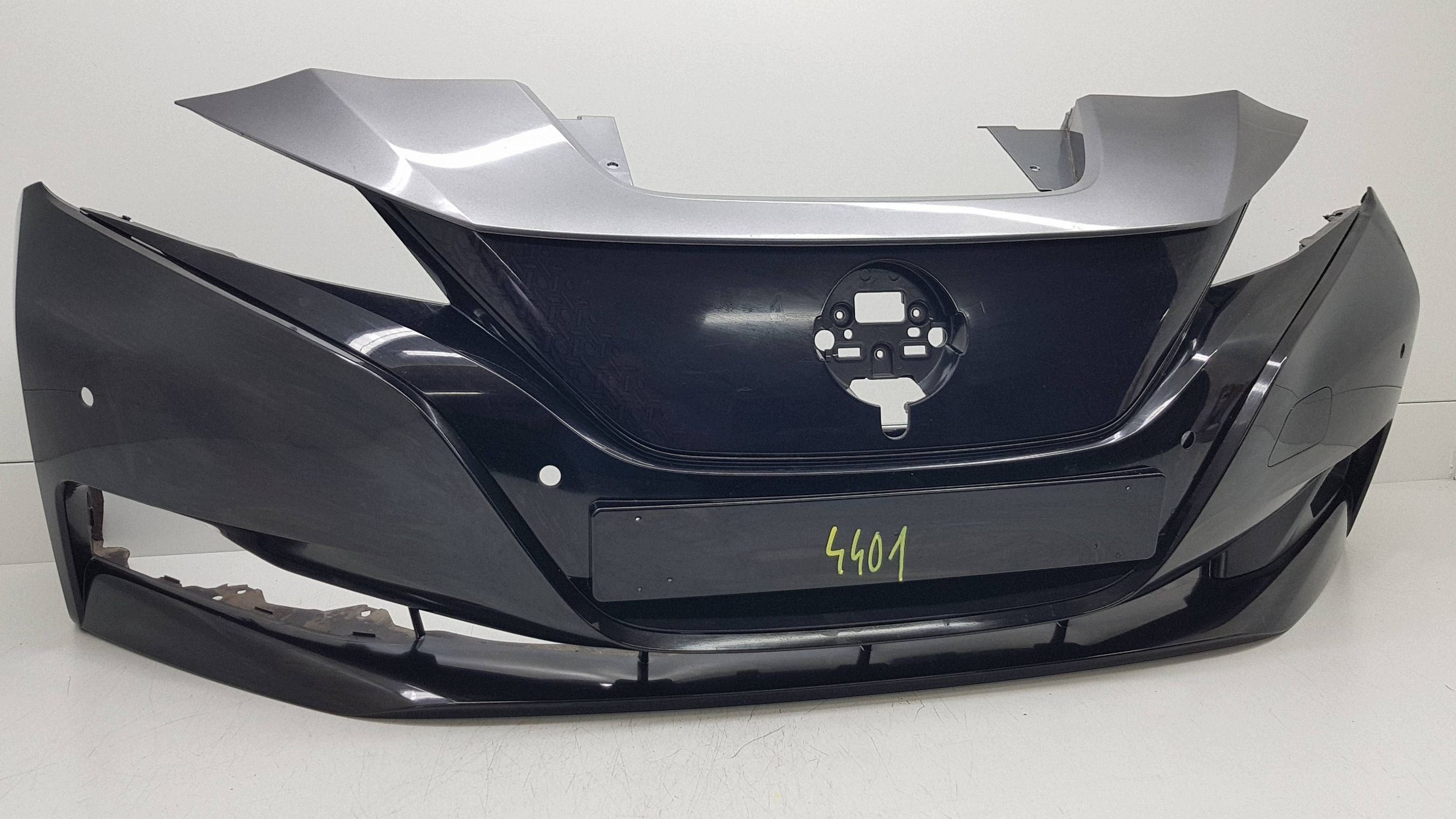 NISSAN LEAF II LIFT 2022 - bumper front 62022-5SH0H