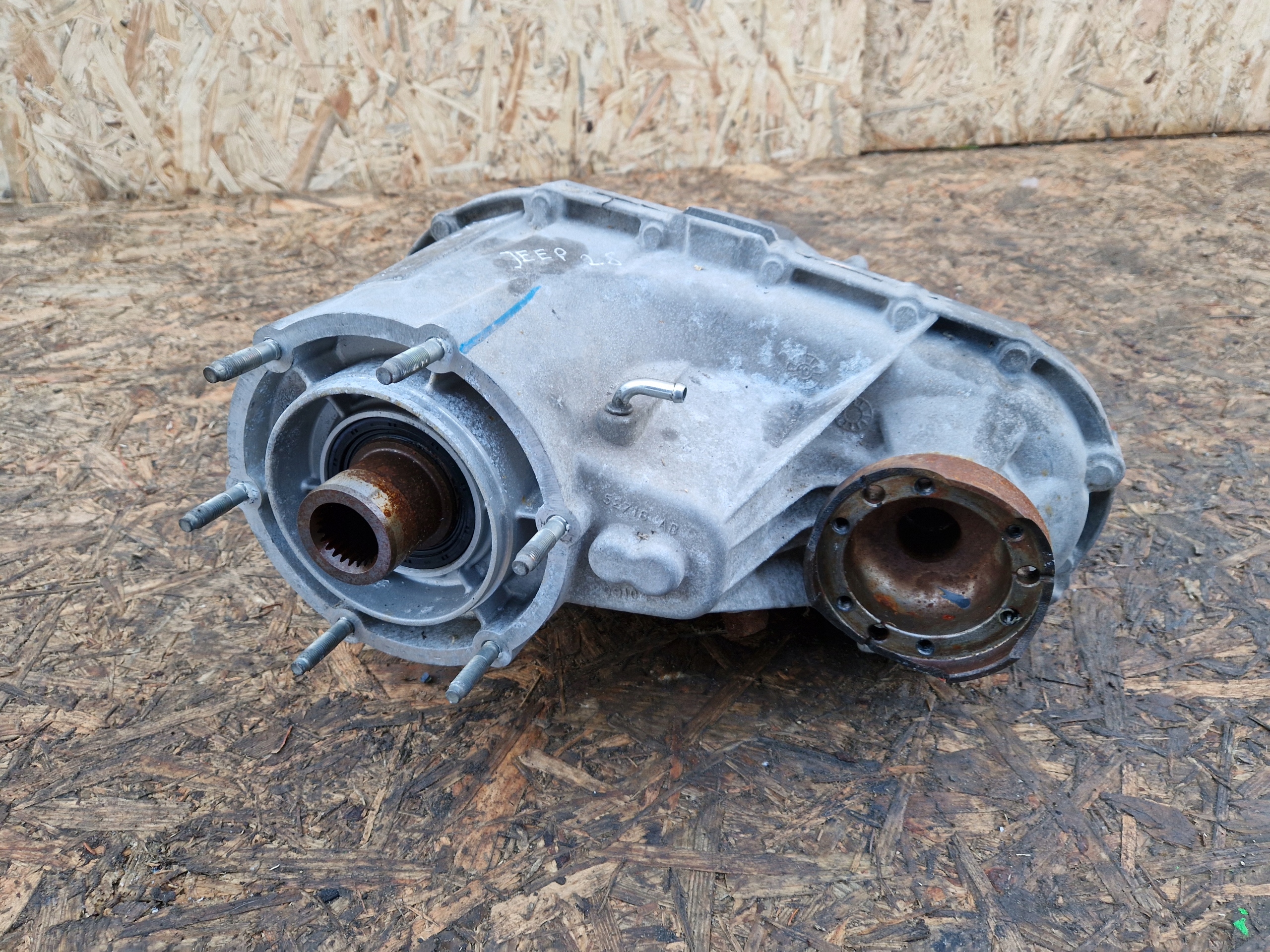 REDUKTOR gearboxes JEEP CHEROKEE LIBERTY 2.8CRD 52123644AA