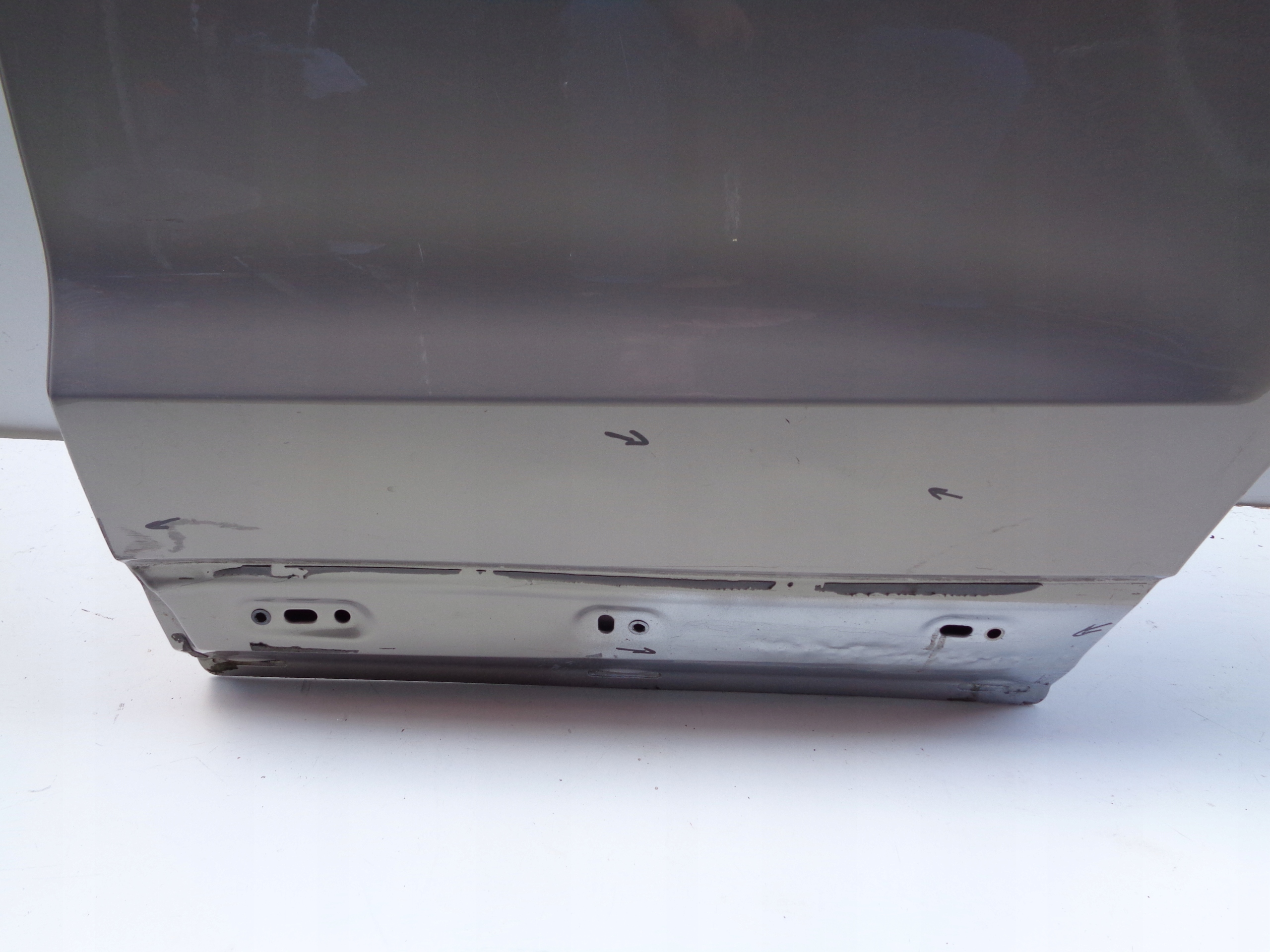 door left rear. AUDI Q3 8U 8U0 11- NR 46989