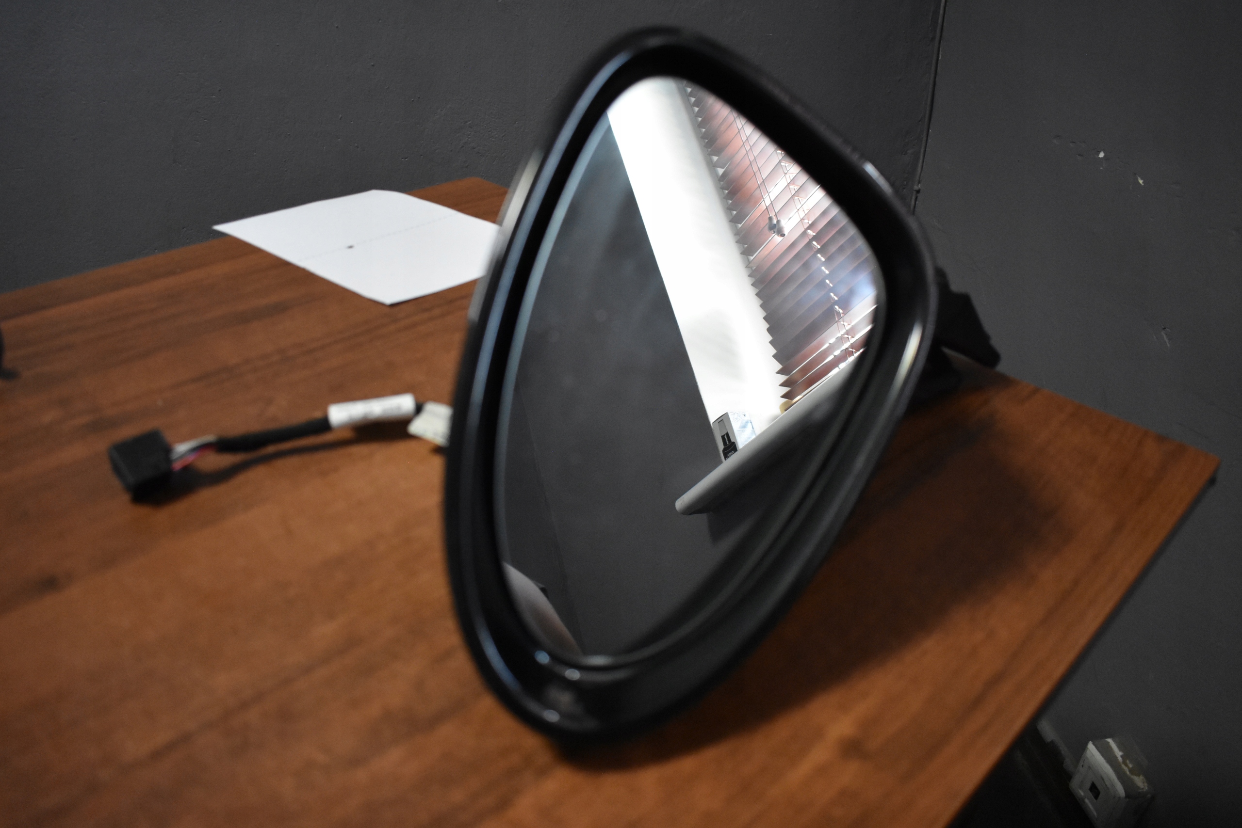 IDEALNE mirror left PORSCHE MACAN 15PIN colour: 041 1