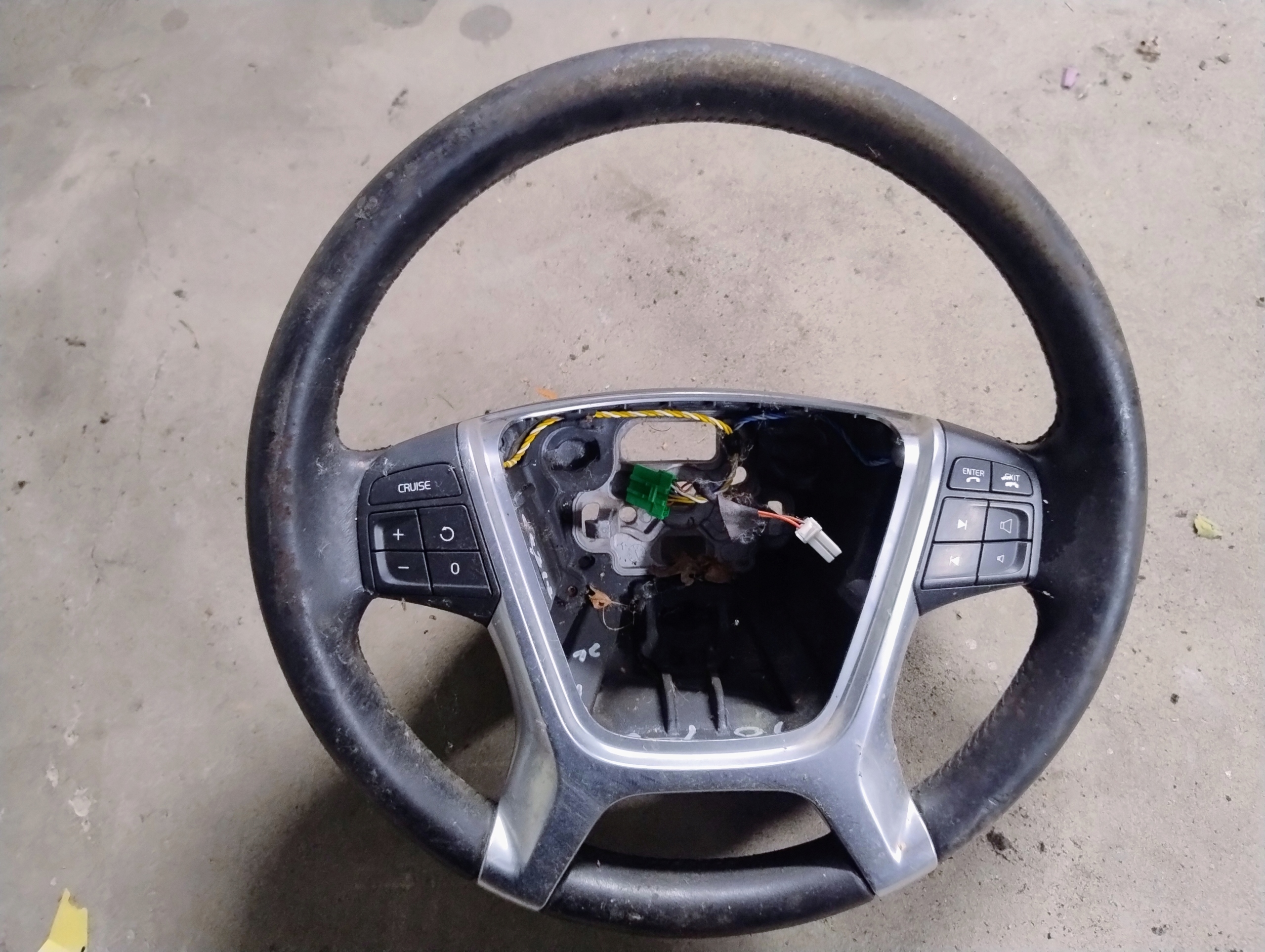 VOLANTE MULTIFUNKCJA VOLVO XC60 E