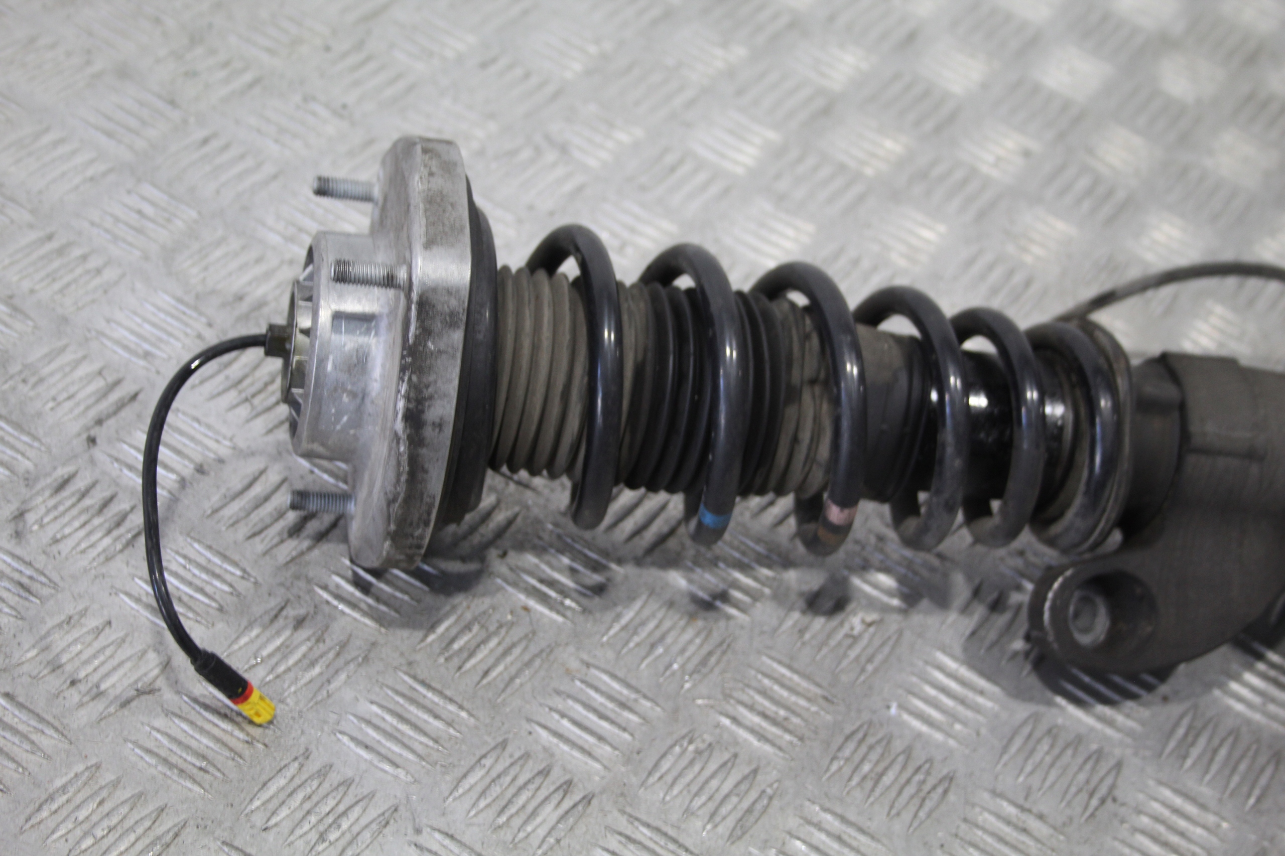 swing McPherson right front shock absorber PORSCHE 911 VII 7 991