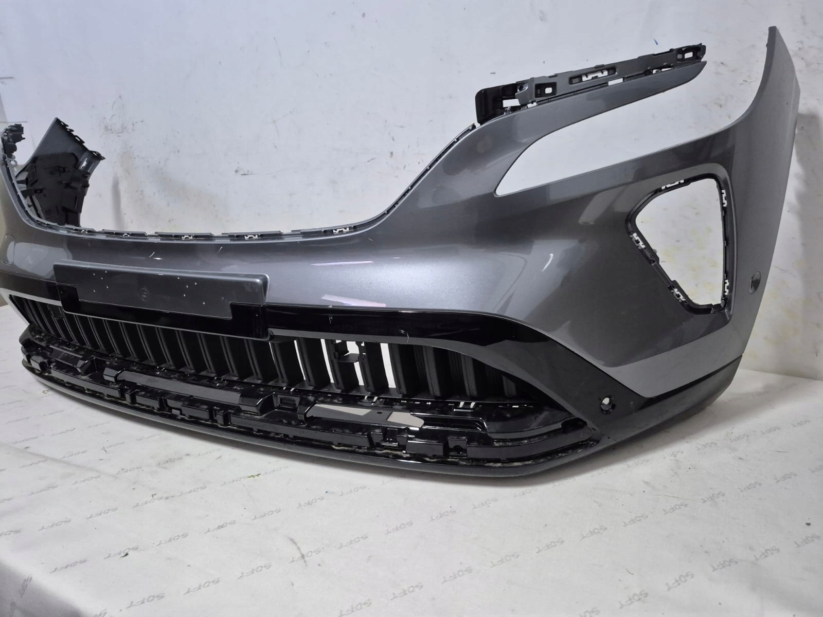 RENAULT AUSTRAL 22- bumper front front PDC 620225489R